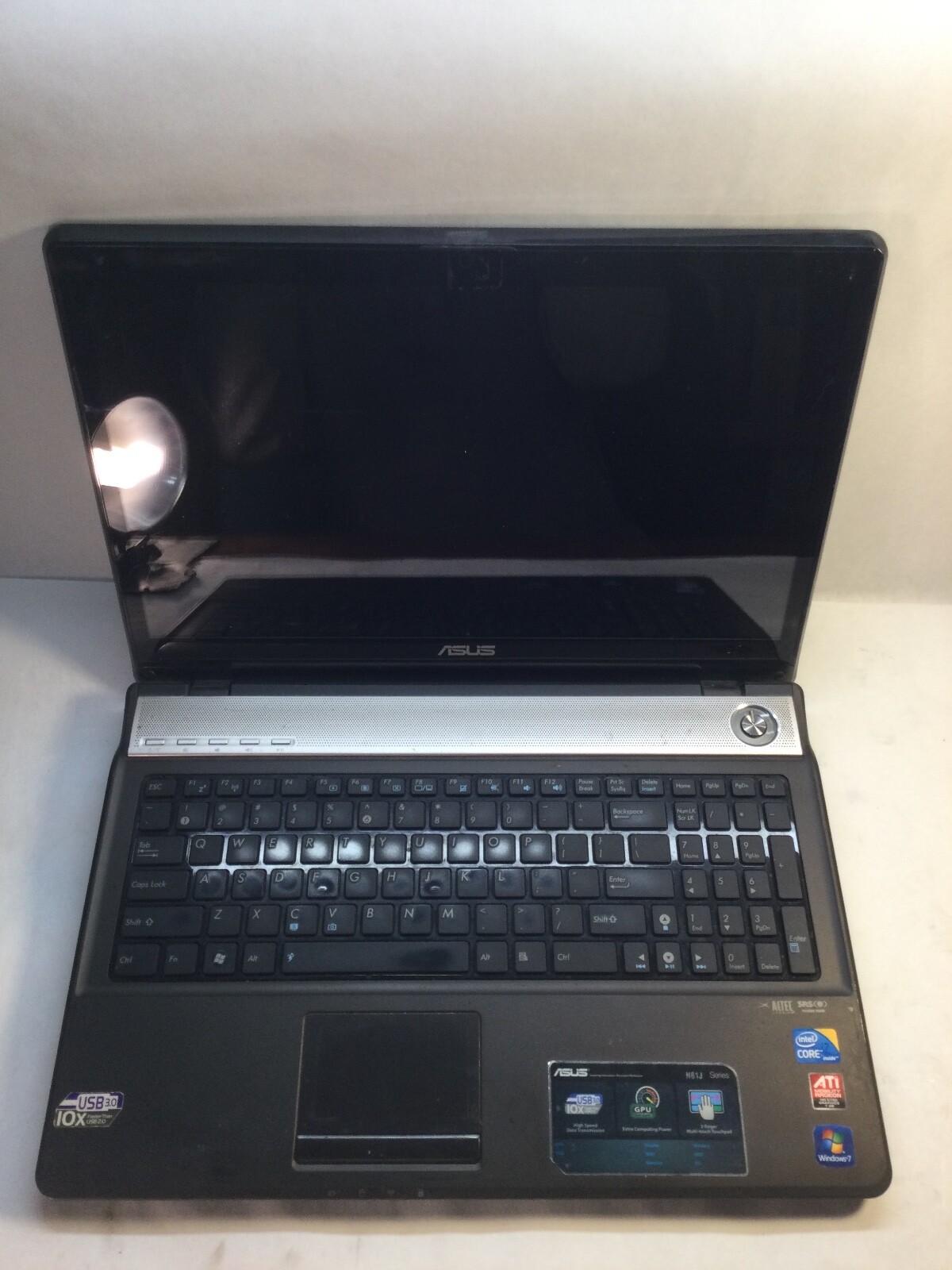 ASUS N61J Intel Core i7 2nd Gen. -DOES NOT POWER ON -MZ