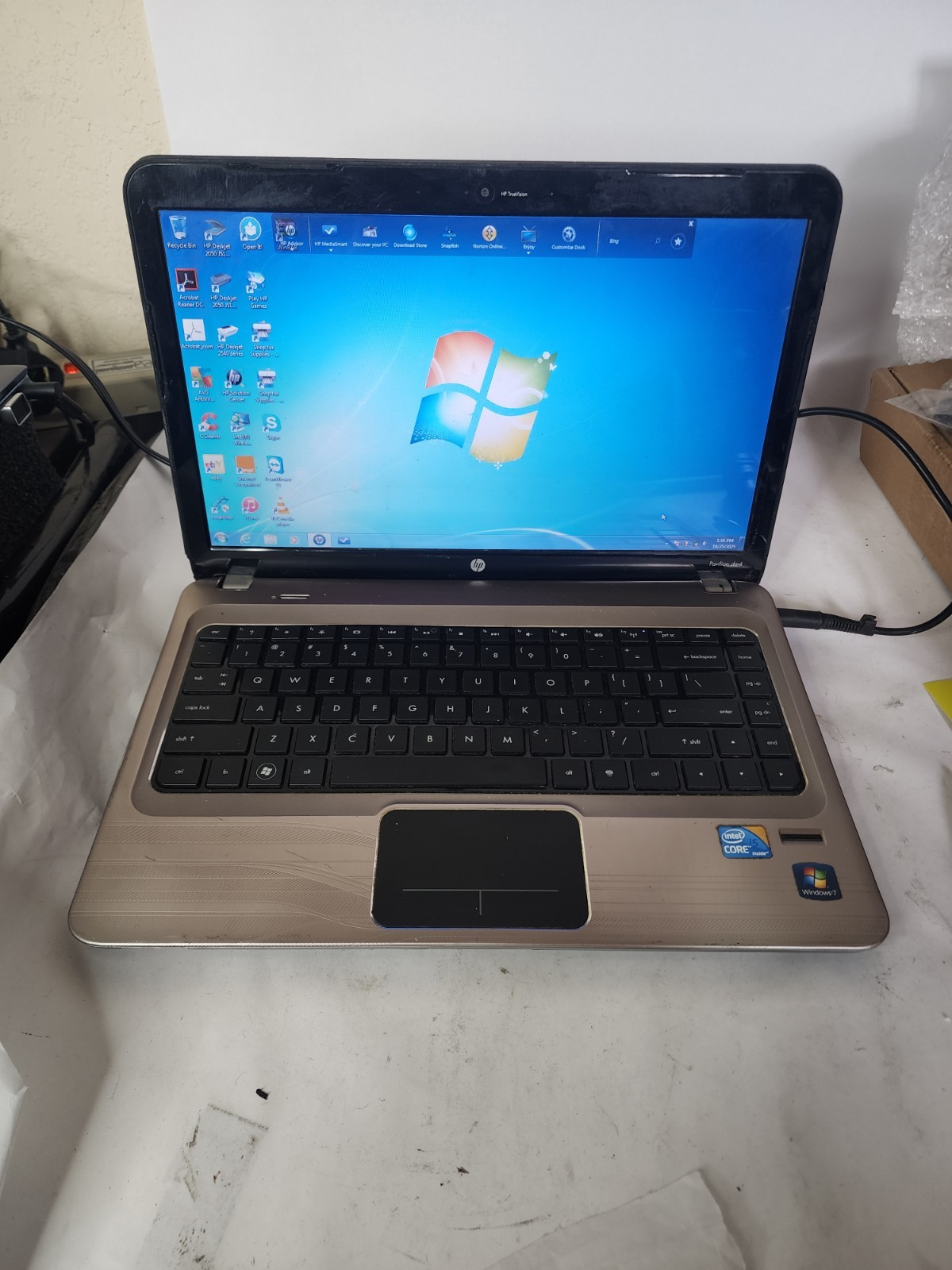 HP PAVILION DM4 4GB RAM 500GB HDD I5-m450@2.40ghz 4gb Ram WIN 7, NO BATTERY Read