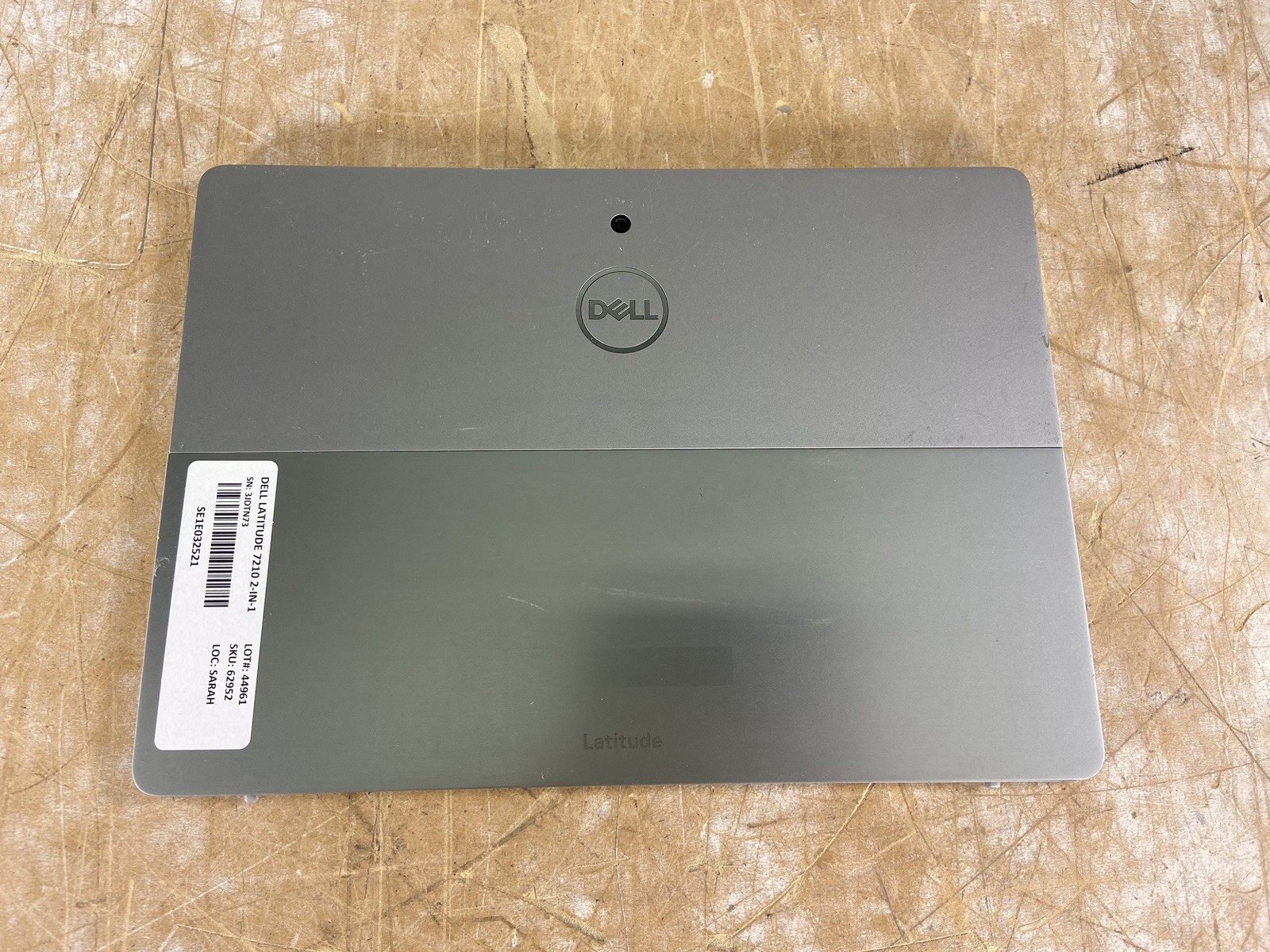 DELL LATITUDE 7210 2-IN-1 i5-10310U @ 1.70GHz, 8GB RAM, NO HDD/OS – (FOR PARTS)