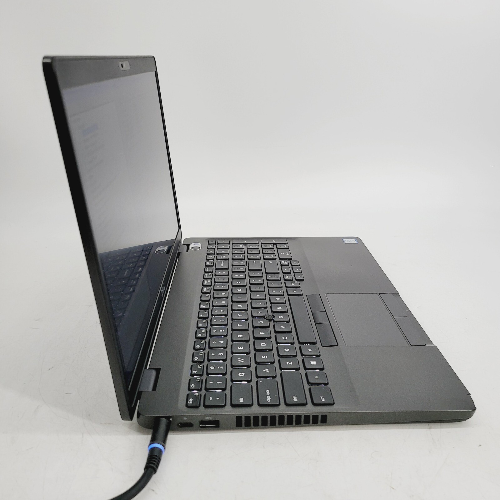 Dell Latitude 5500 Core i5-8365U 1.6GHz 8GB RAM No HDD 15.6″ ***Boot to Bios