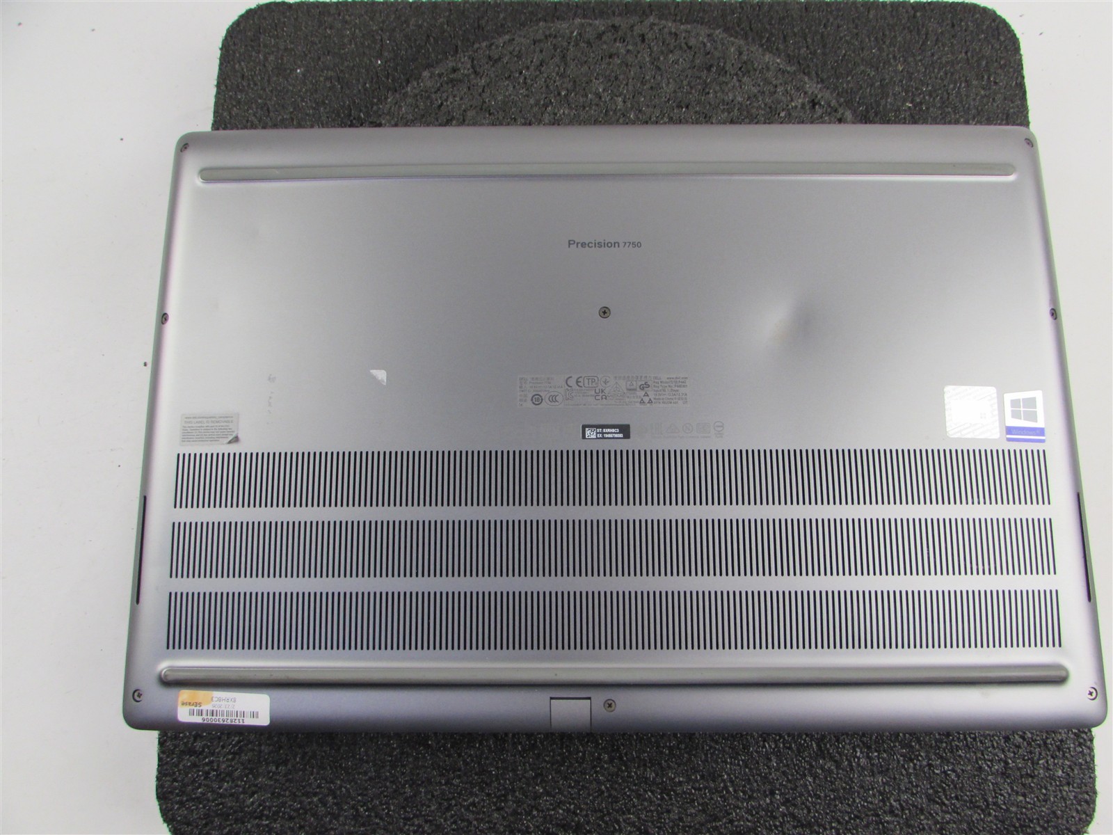 DELL PRECISION 7750 FHD CORE I7-10850H 1TB 32GB RAM RTX 4000 WIN 11 PRO NO BATT