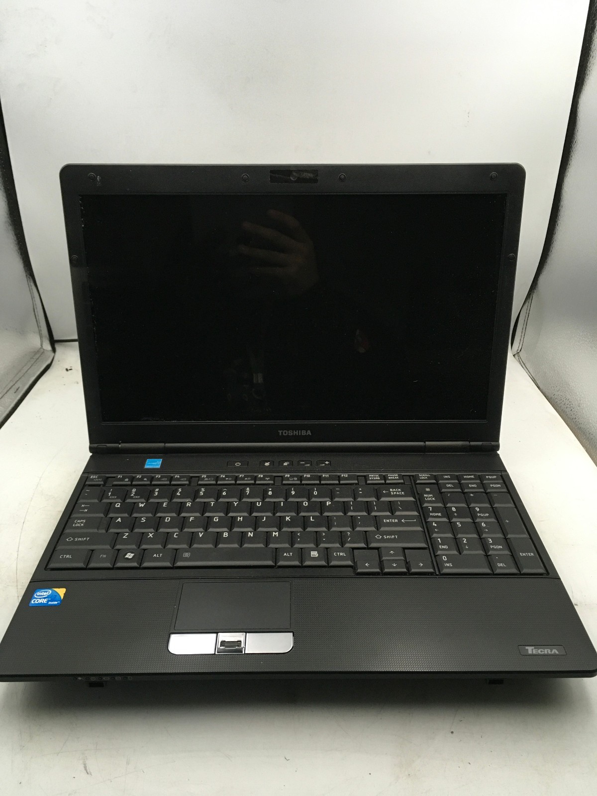 TOSHIBA TECRA A11 S3512 – FOR PARTS – INTEL CORE i3-370M – 3GB RAM – READ – BB