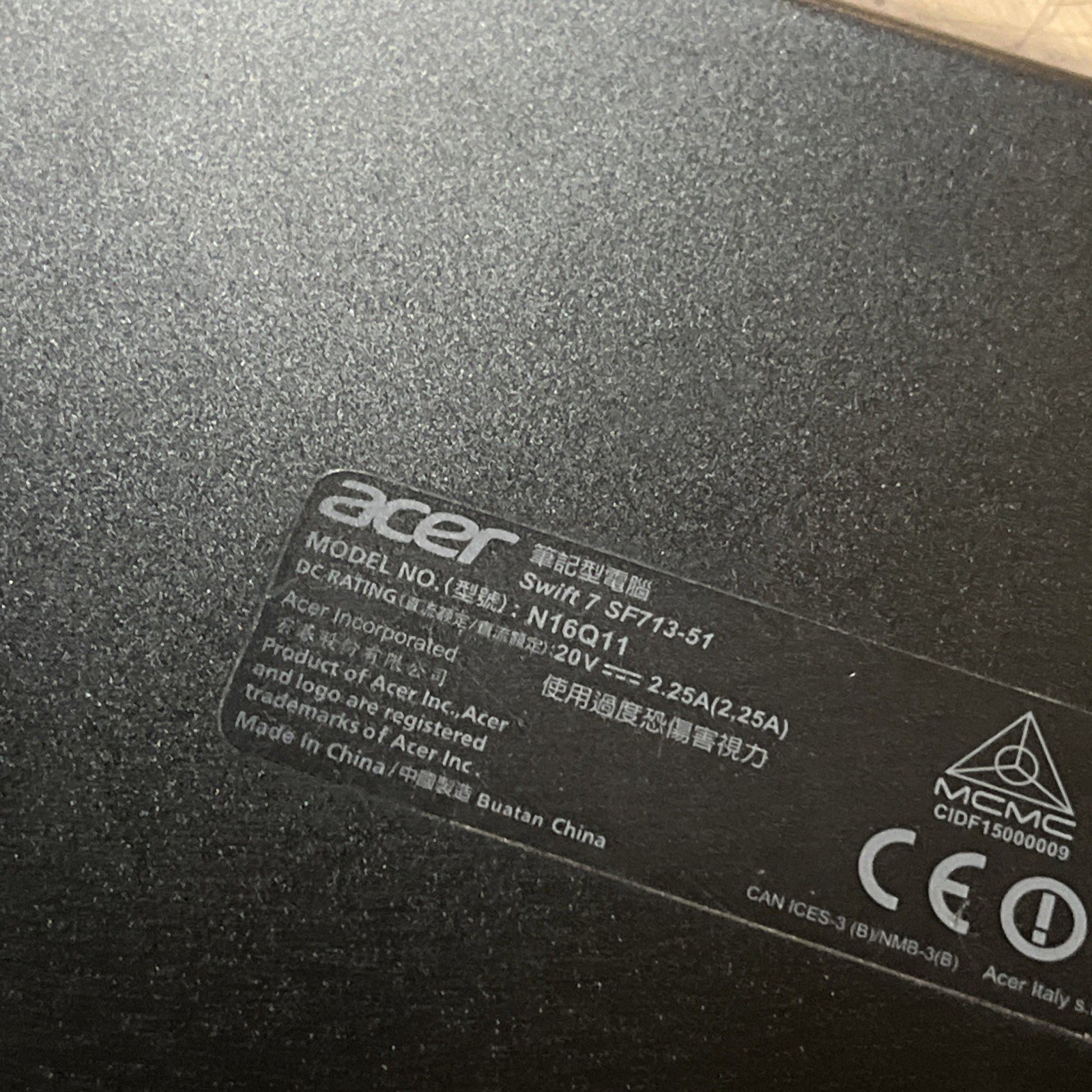 ACER SWIFT 7 N16Q11 I7 8GB RAM NO HD