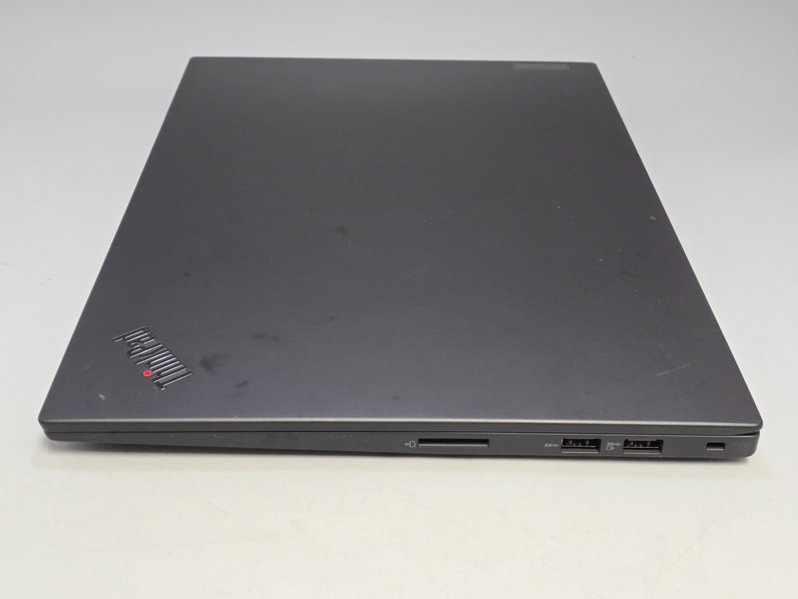 Lenovo ThinkPad P1 Gen 5 Laptop Intel i7-12800H CPU NO RAM NO SSD FOR PARTS READ