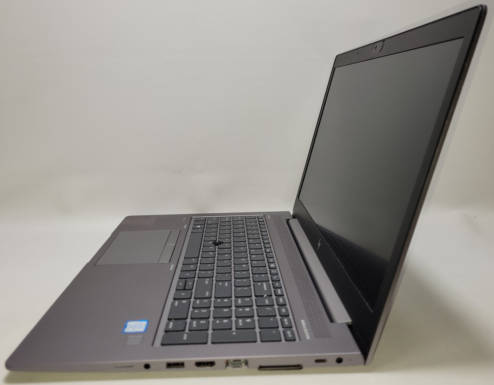 HP ZBook 15u G5 i7-8650U 16GB RAM 256GB SSD NO ADAPTER (UID TE2C960CFE)