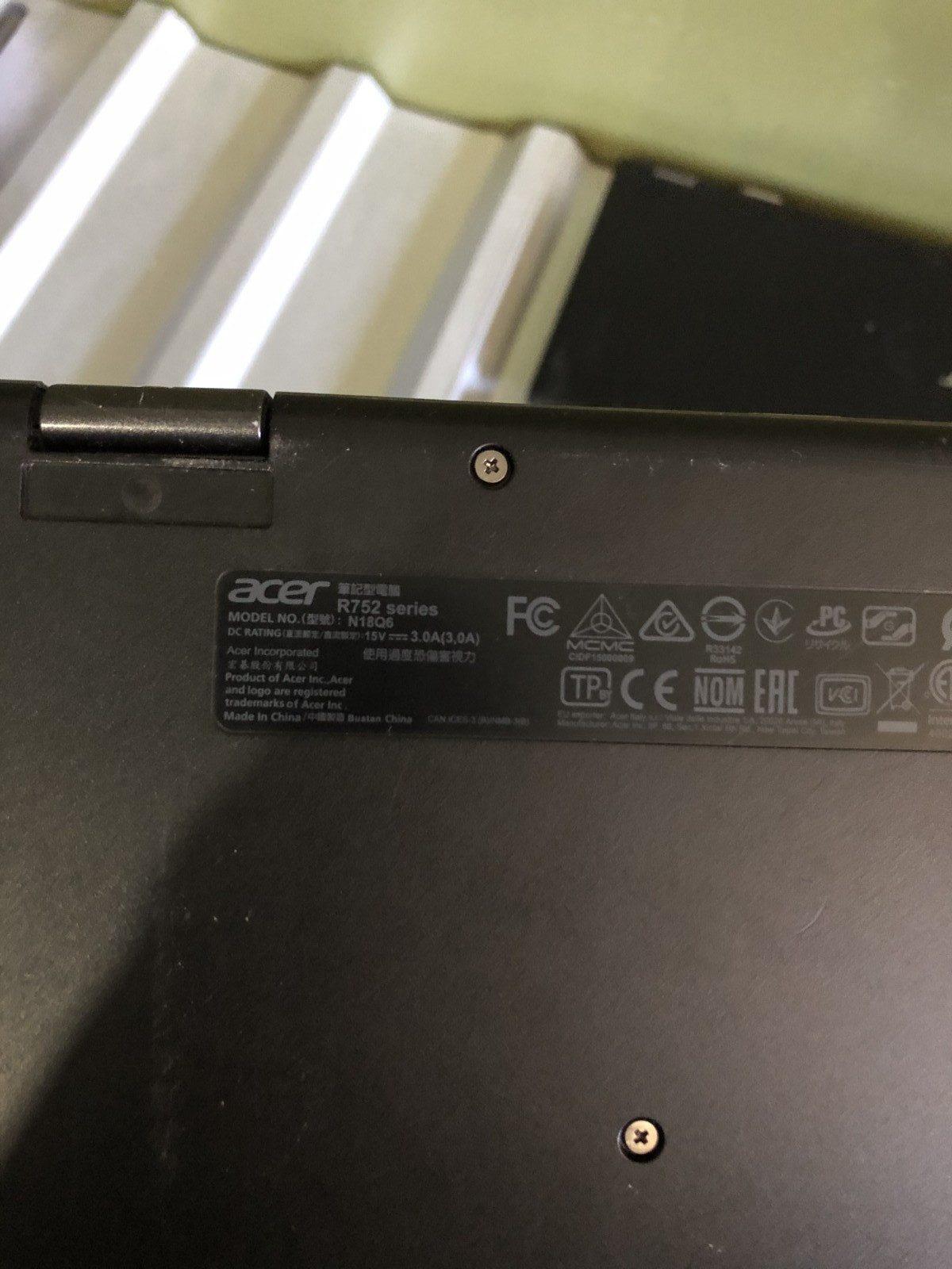 Acer Chromebook R752 Laptop Lot PARTS REPAIR AS IS 2 Keys Missing