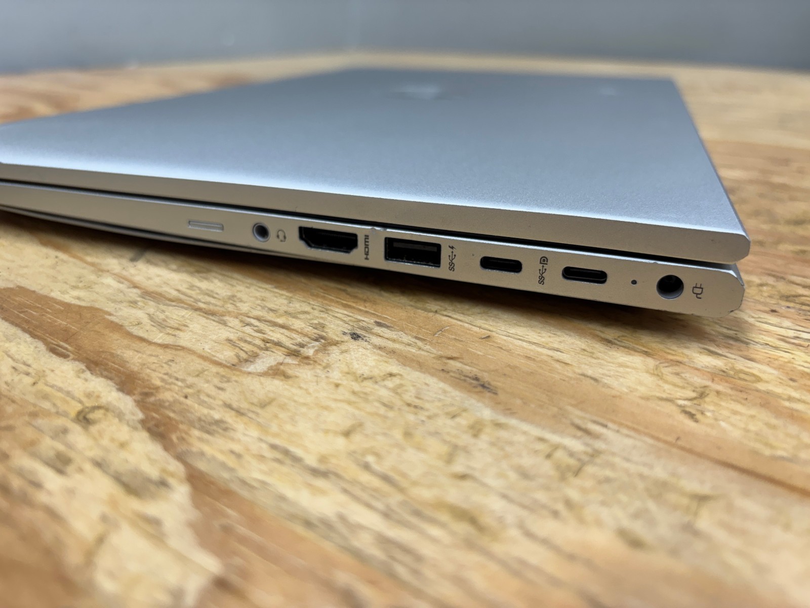 HP ProBook 450 G10 15.6″ FHD Core i5-1334U 16GB 256GB SSD Windows 11 Pro