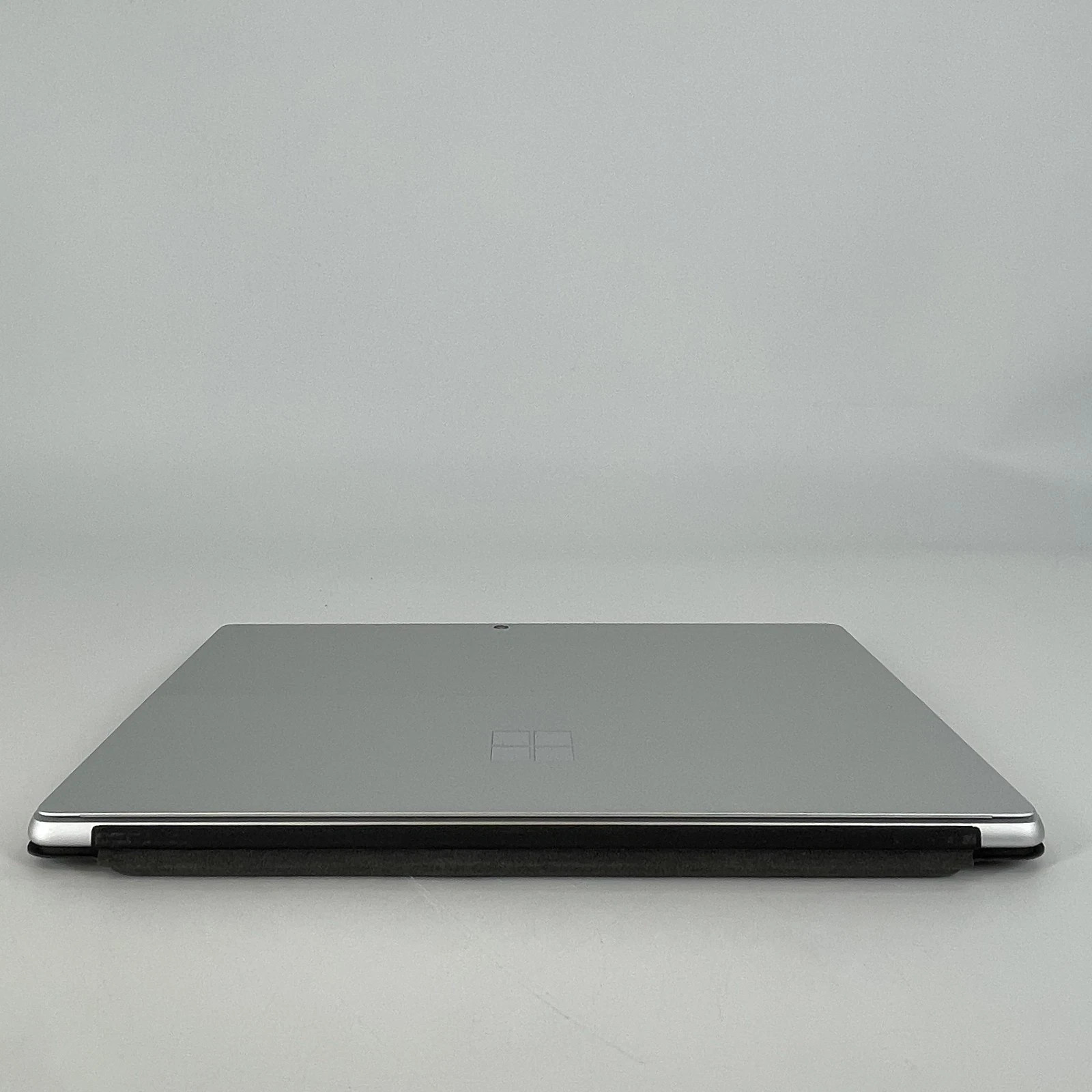 Microsoft Surface Pro 9 13″ Touch Silver i7-1265U 16GB RAM 512GB SSD Win11 Pro