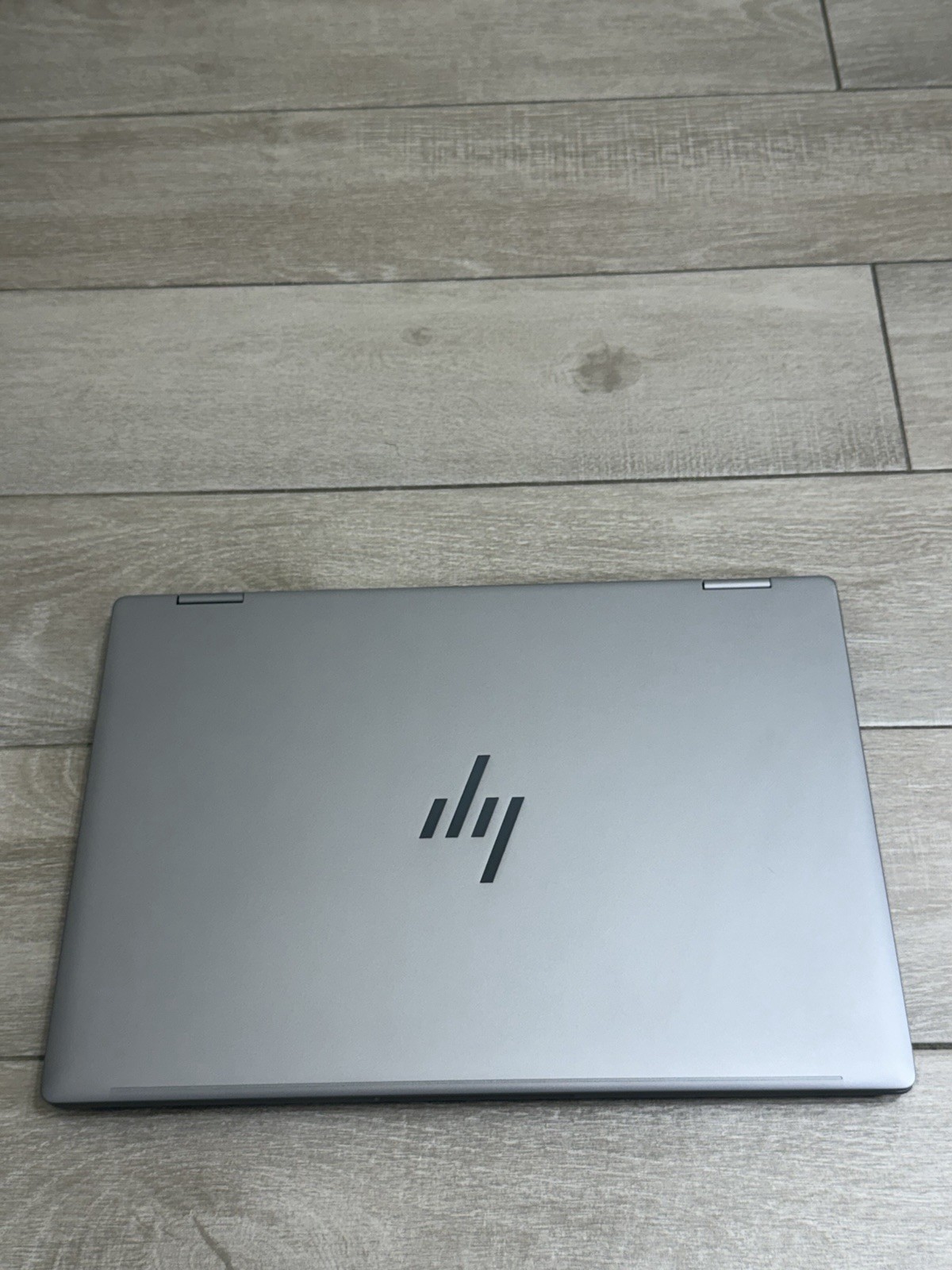 HP Envy x360 2-in-1 16-ad0013dx 16″ Touch Ryzen 5 8640HS 8GB RAM 512GB SSD