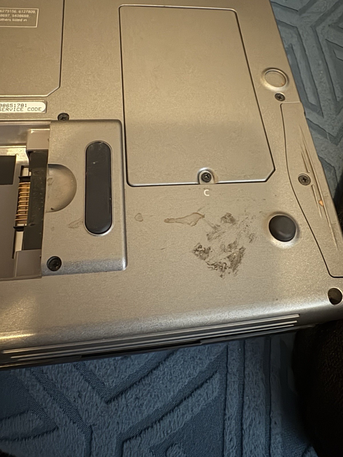 Dell Inspiron 8600 Laptop – Windows 7 Ultimate – Charger Included – No Battery