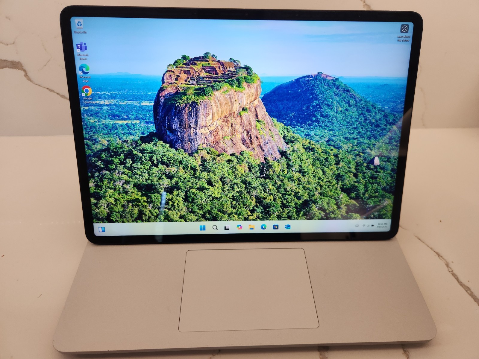 Microsoft Surface Laptop Studio 14.4 2K TOUCH i7-11370H 32GB 1TB RTX 3050 Ti
