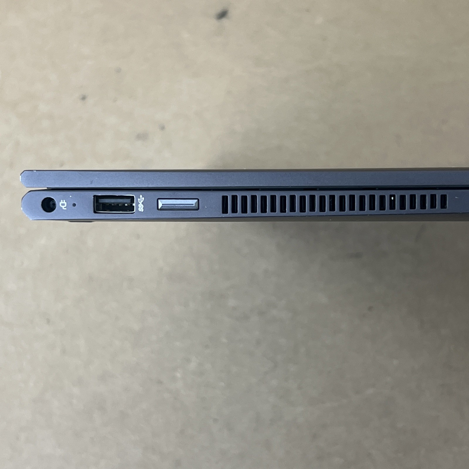 HP Envy x360 15 2-in-1 AMD Ryzen 5 4500U 16GB Ram 512GB -Fair *Bad Drive Health