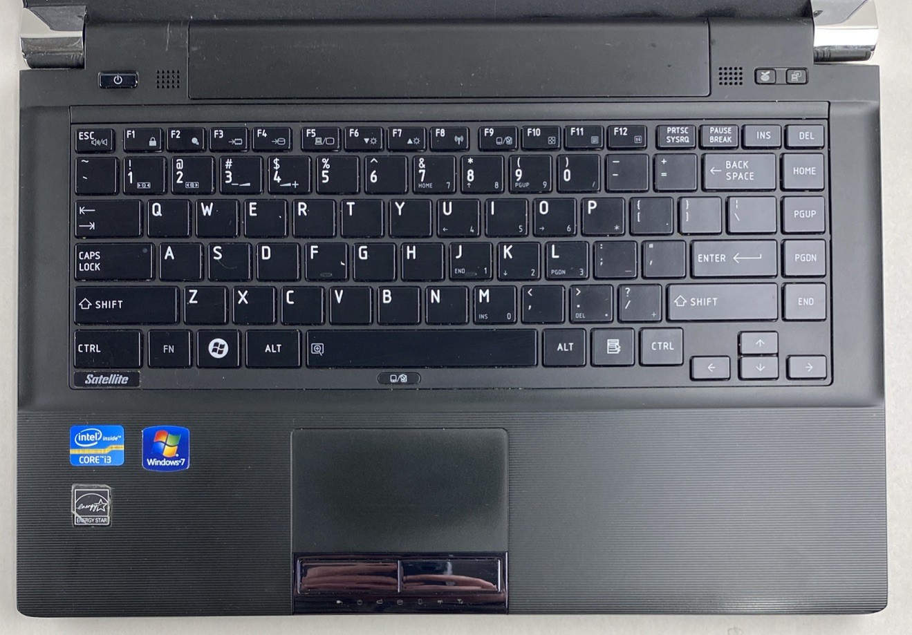 Toshiba Satellite R845 Intel Core i3-2310M 2.10GHz 4GB RAM 14″ No HDD No OS
