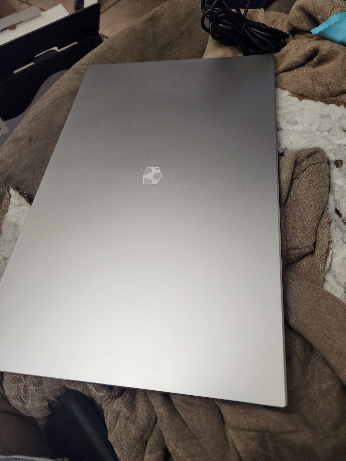 Gateway 17.3″ FHD Window Laptop, AMD Ryzen 5, 8GB RAM, 256GB SSD, GWNR5L1746-SL