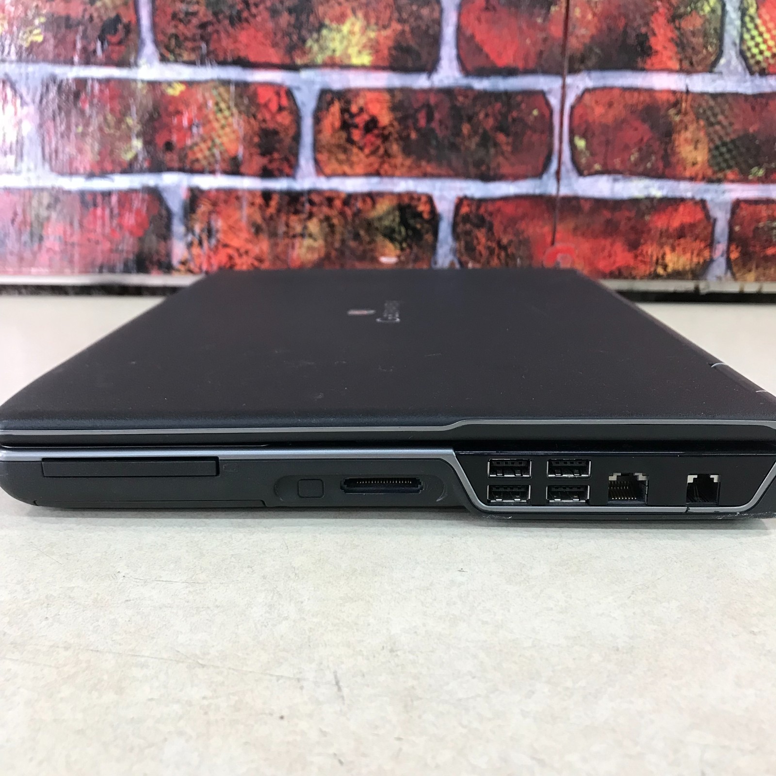 Gateway MA8 Retro Gaming Laptop Pentium D 1.46GHz 2GB RAM (Windows 7 Pro)