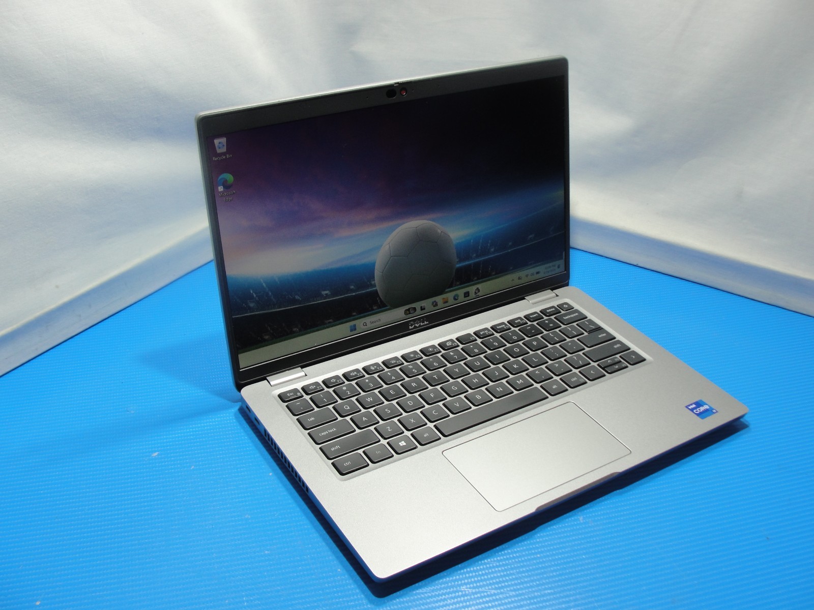 Dell Latitude 5420 14″ FHD Intel Core i7-1165G7 8GB RAM 512GB SSD + PA