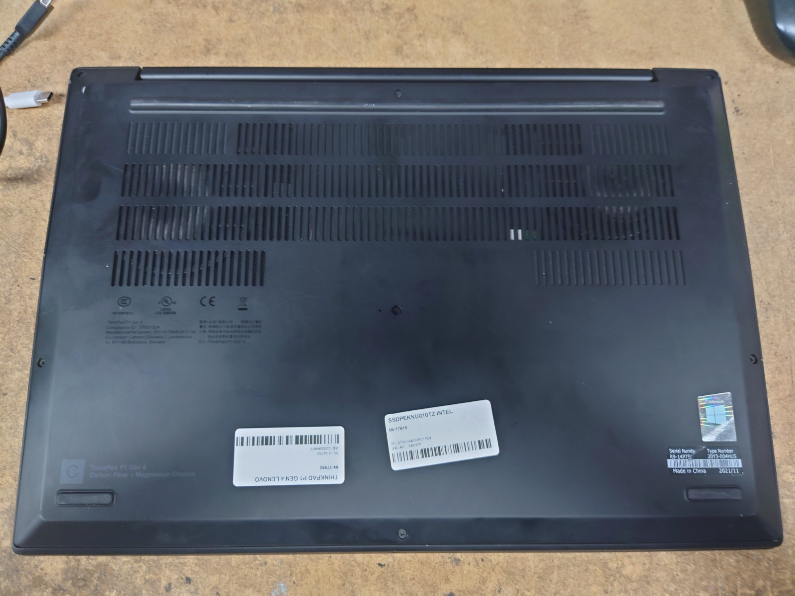 Lenovo ThinkPad P1 Gen 4 16″ WQXGA i7-11850H 40GB RAM 1TB SSD RTX 3070