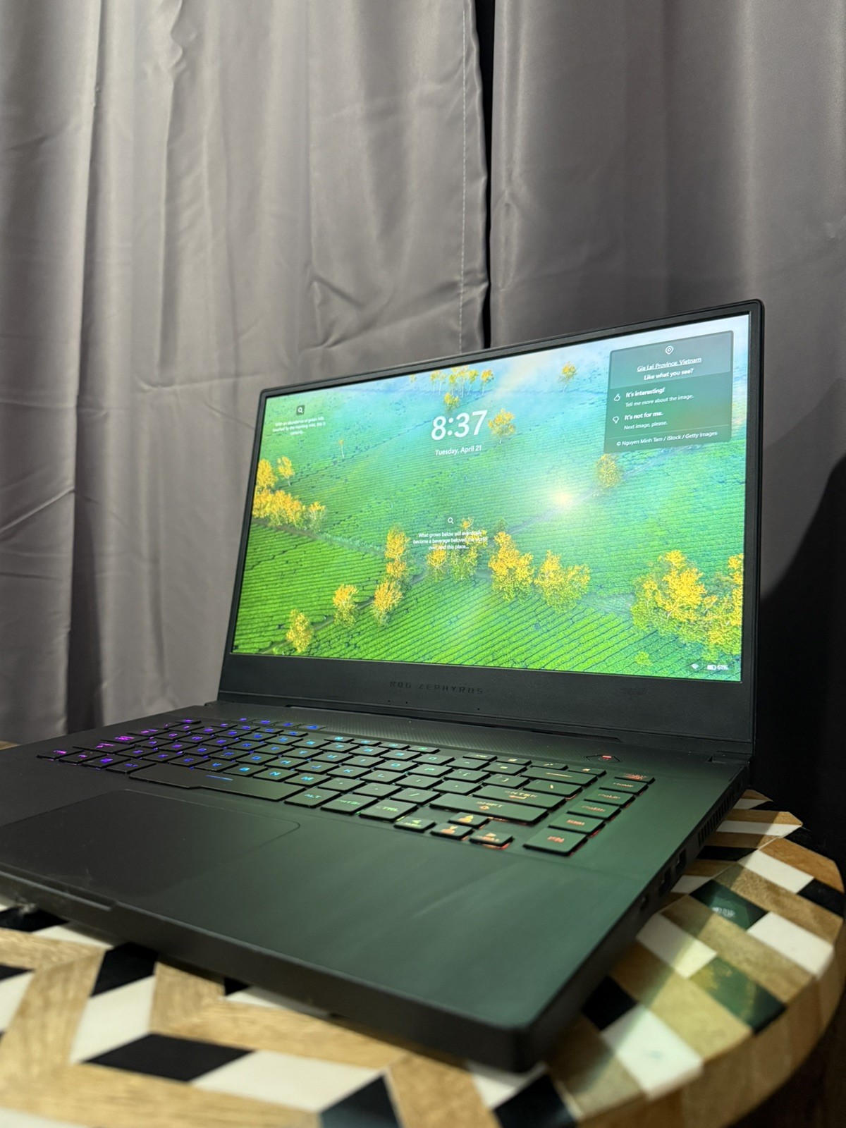 ASUS ROG Zephyrus GU502GV – i7-9750H / Nvidia RTX2060 / 16GB / 1TB / 144Hz 15.6”