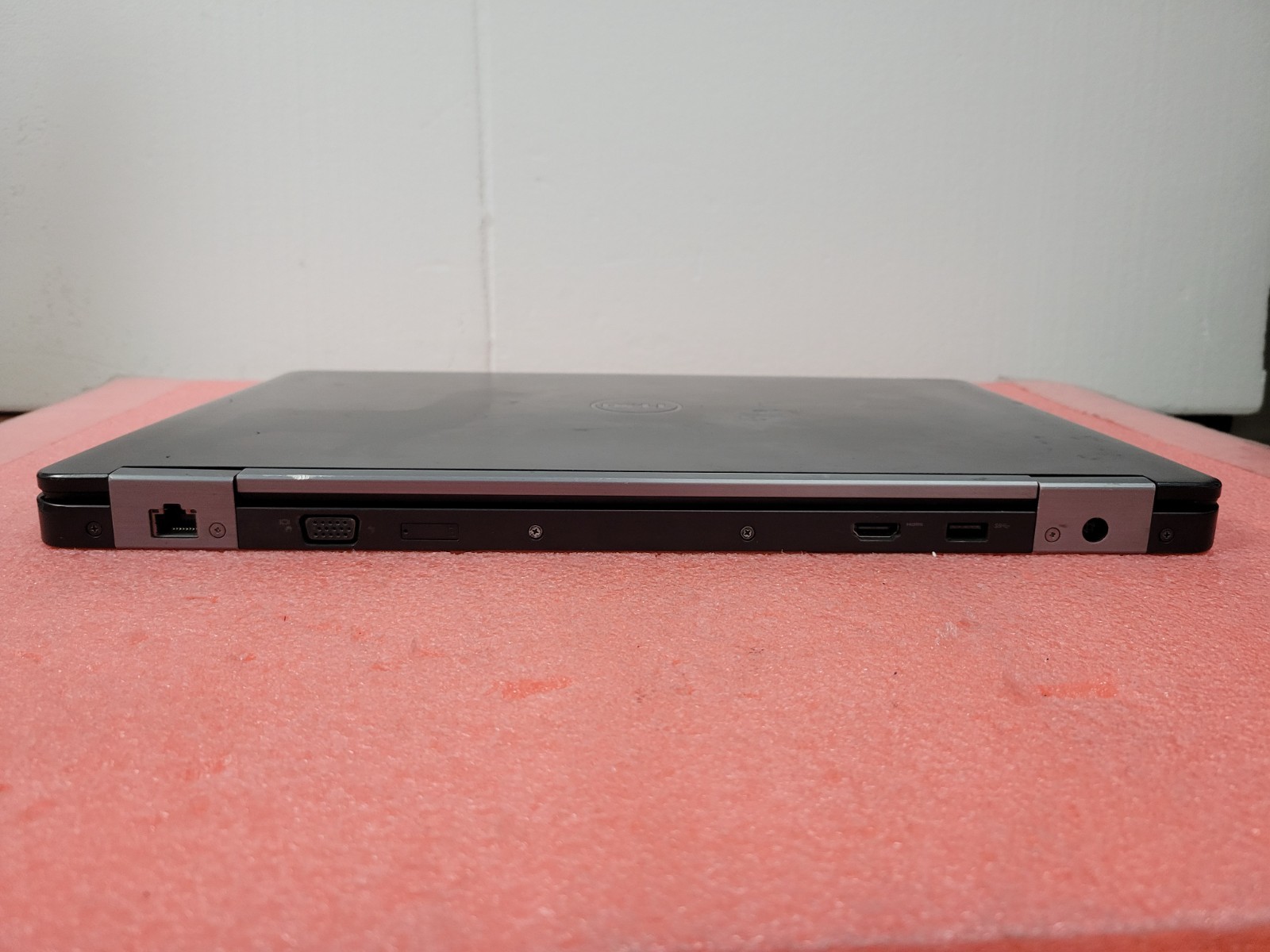 Dell Latitude E5570 i5-6200U 8GB RAM Win 10 Pro *AS IS/No HDD/Read* | C808