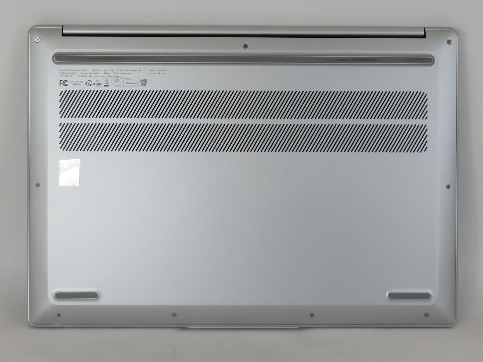 Lenovo IdeaPad Slim 5 16IRU9 CORE 7 150U 1.8GHz 8GB RAM 512GB Windows 11