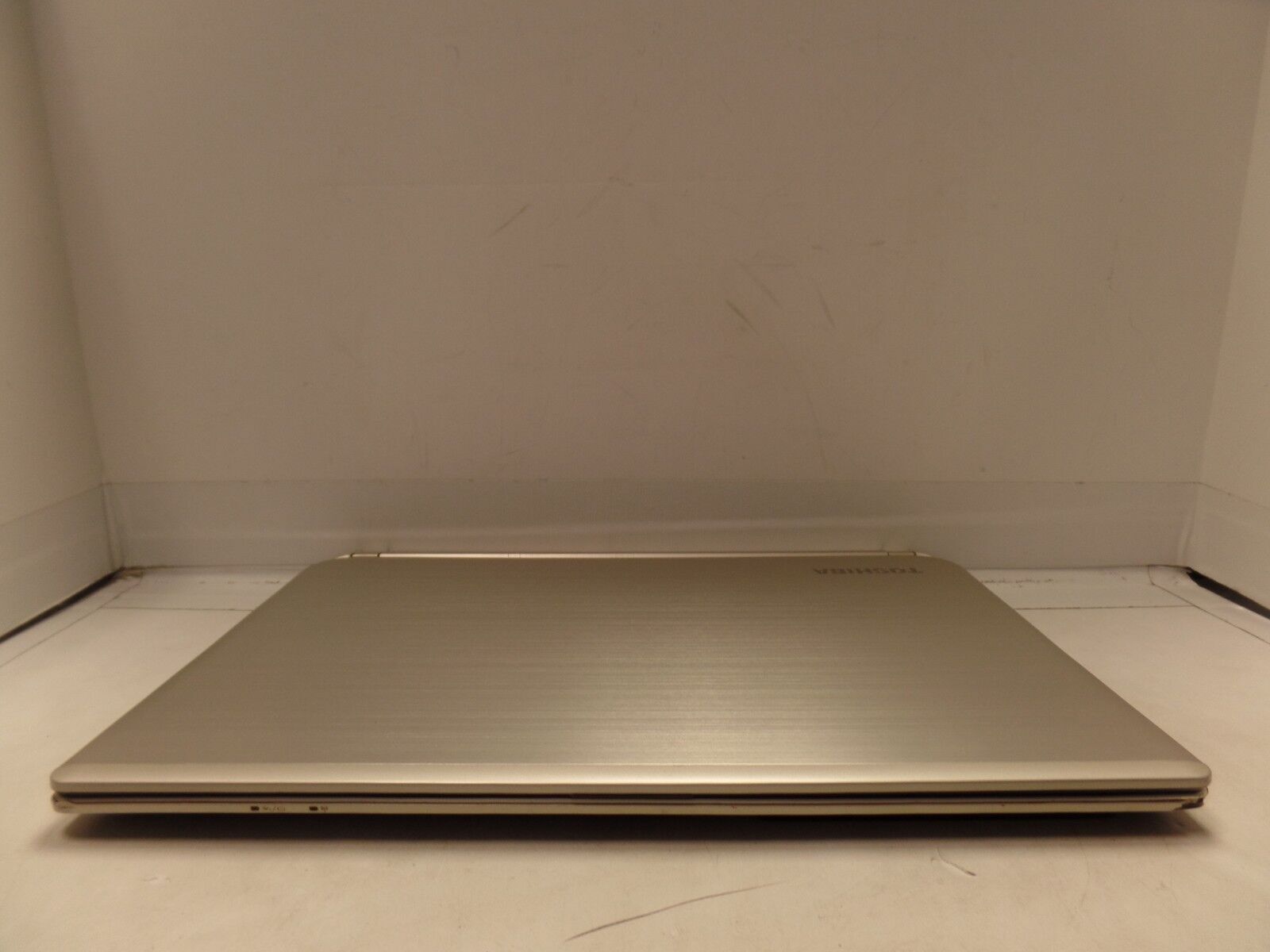 14″ Toshiba Satellite E45-B4200 PSPN2U-003003 AS IS PARTS OR REPAIR NON WORKING