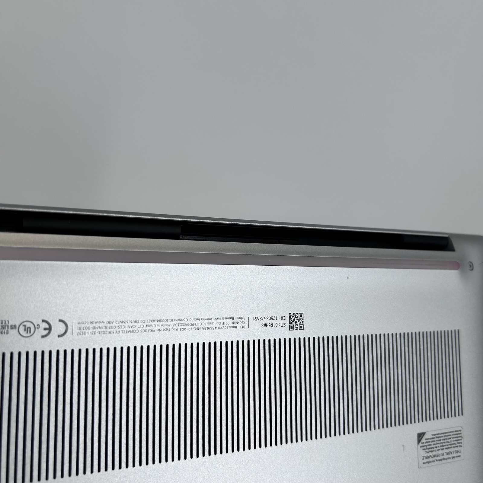 Dell XPS 15 9520 Silver FHD+ 2.3 GHz i7-12700H 32GB 1TB SSD RTX 3050 Ti – BENT