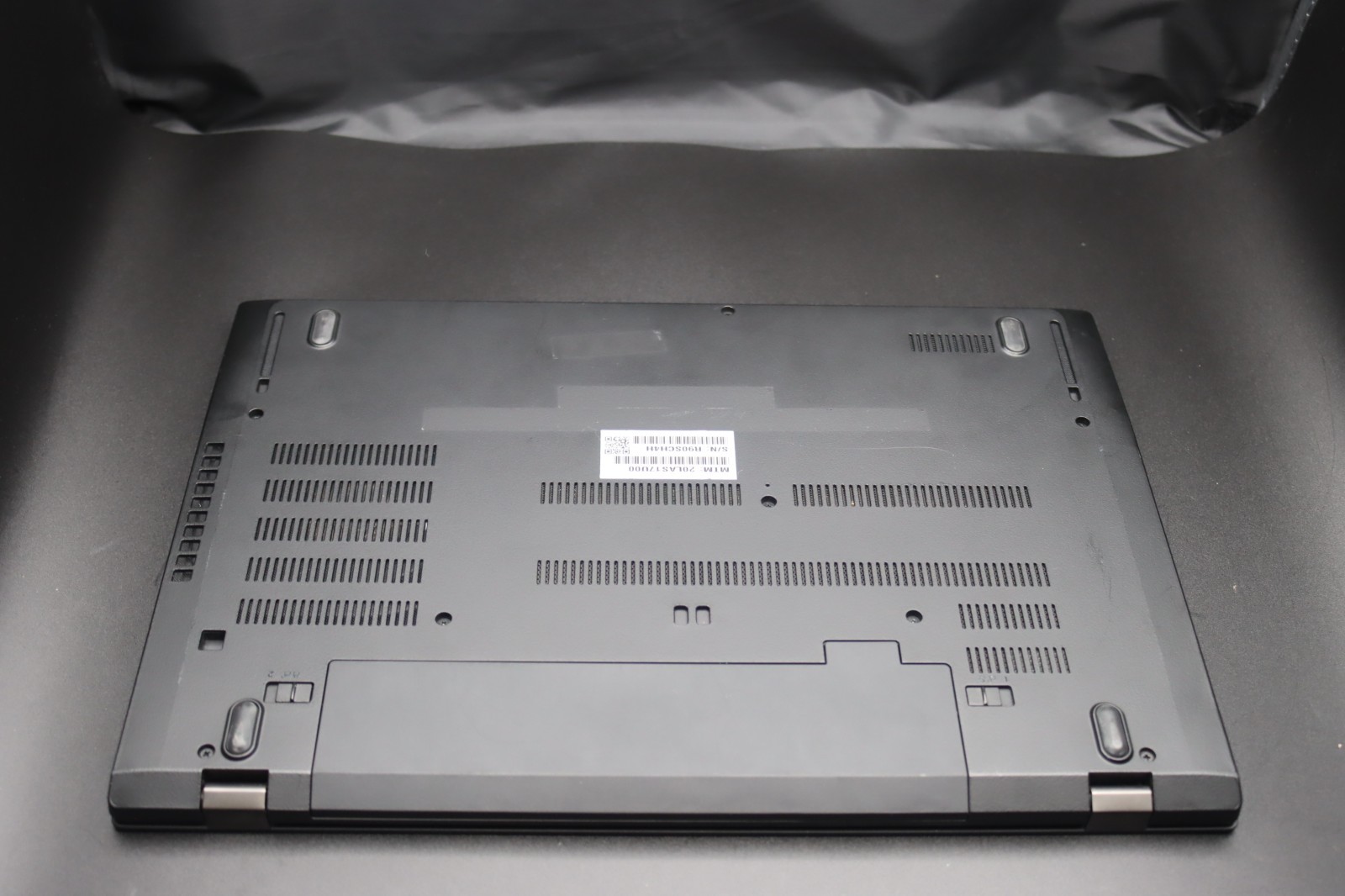 Lenovo ThinkPad T580 15.6″ Core i5-8350U 8GB RAM 256GB SSD (Windows 11 Pro)
