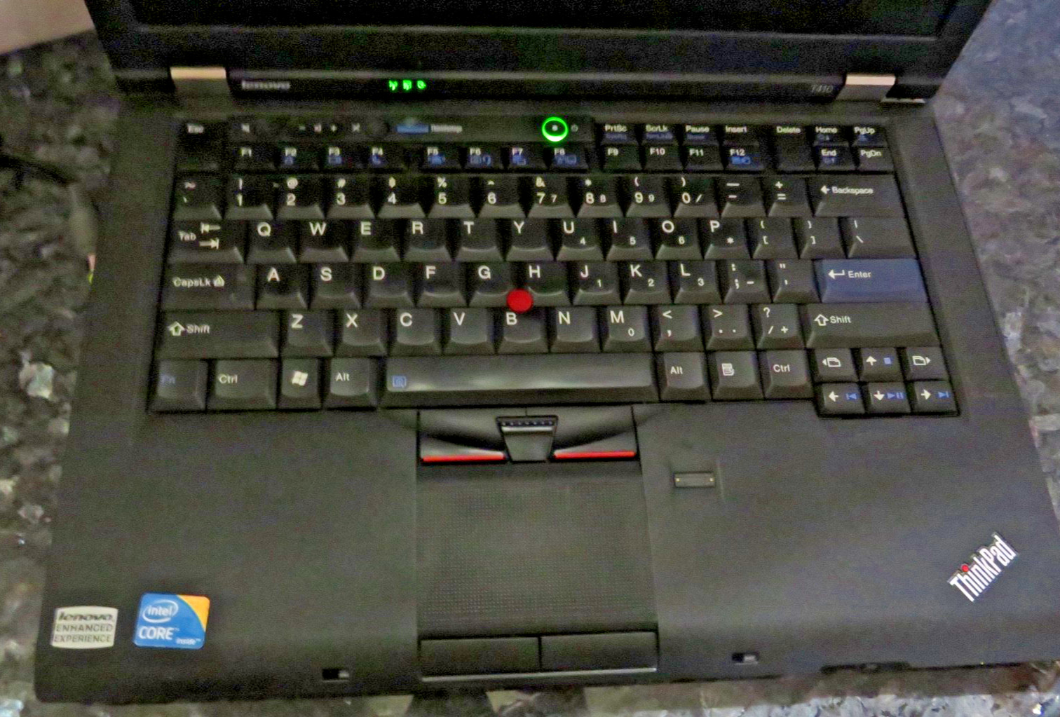 LENOVO ThinkPad T410 Intel i5- 2.4 GHz 8GB 300GB DVD