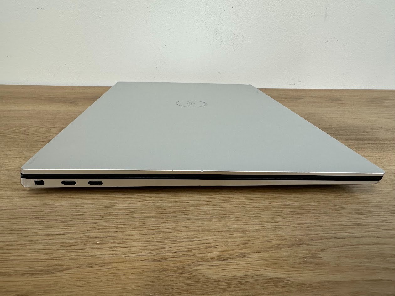 Dell XPS 15-9510, Core i9 11900H, 32GB DDR4, RTX 3050 Ti, 512GB SSD 2020