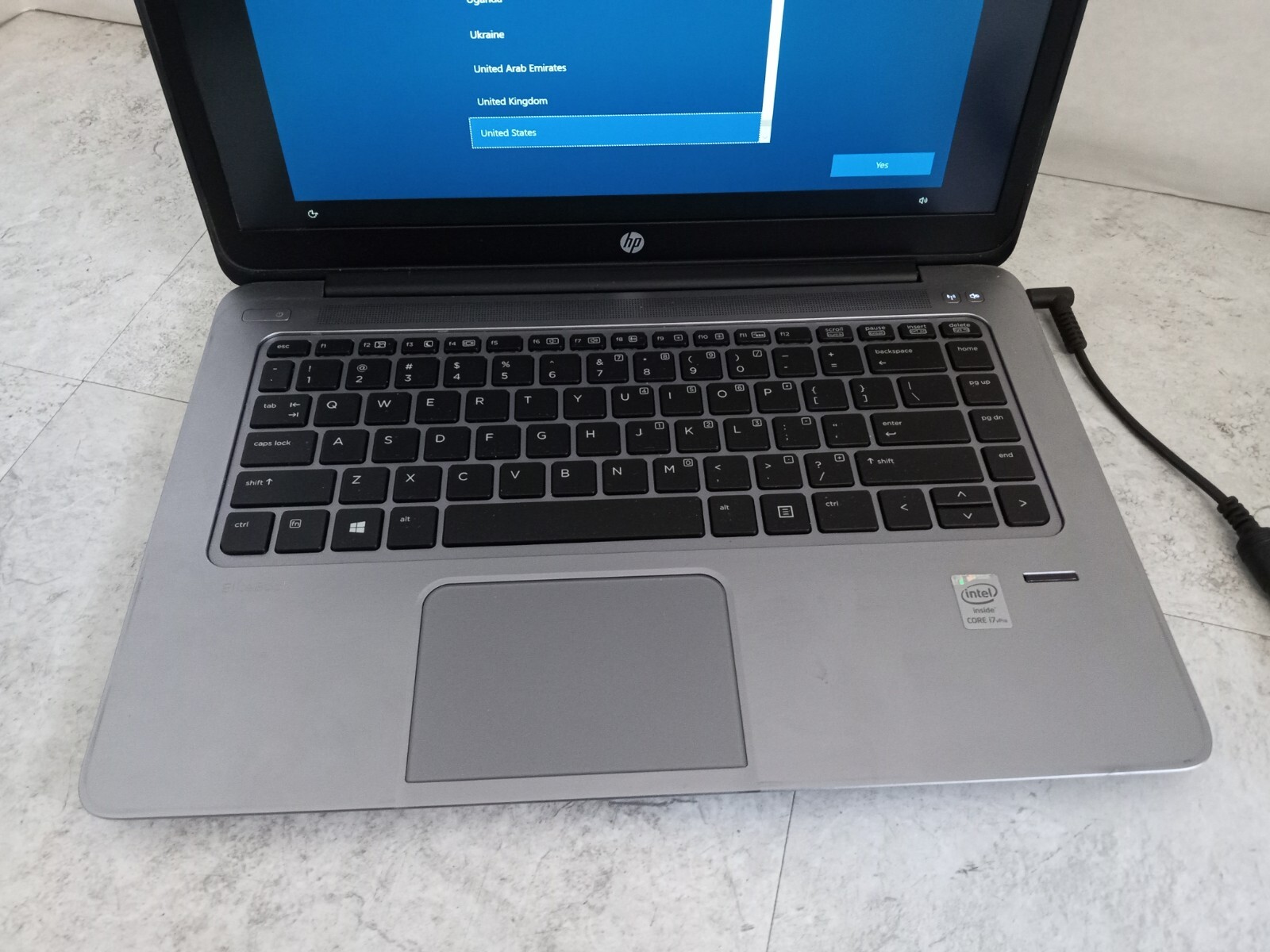 HP EliteBook 1040 G2 14″ Laptop Intel i7-4650U 4GB 128GB W10 – BAD BATTERY -RR