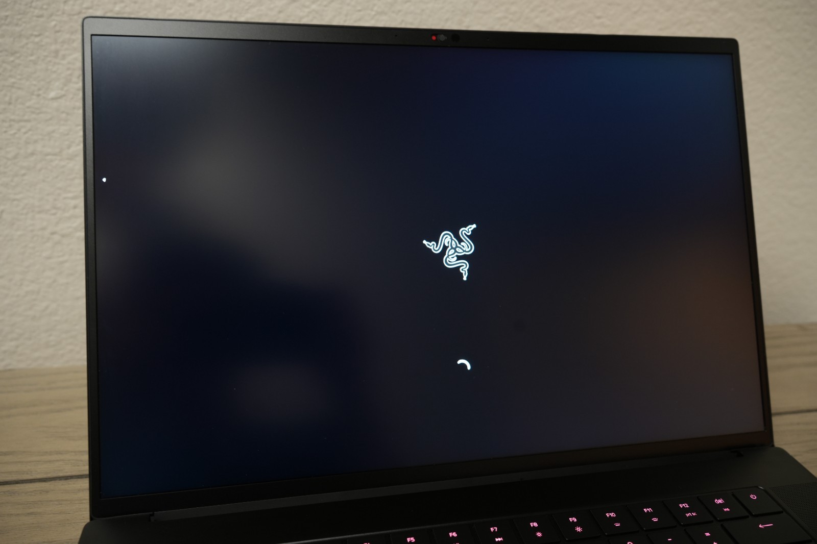 Razer Blade 16 240Hz GeForce RTX 4080, i9 13950HX 5.5GHz, 32GB DDR5 5500Mhz