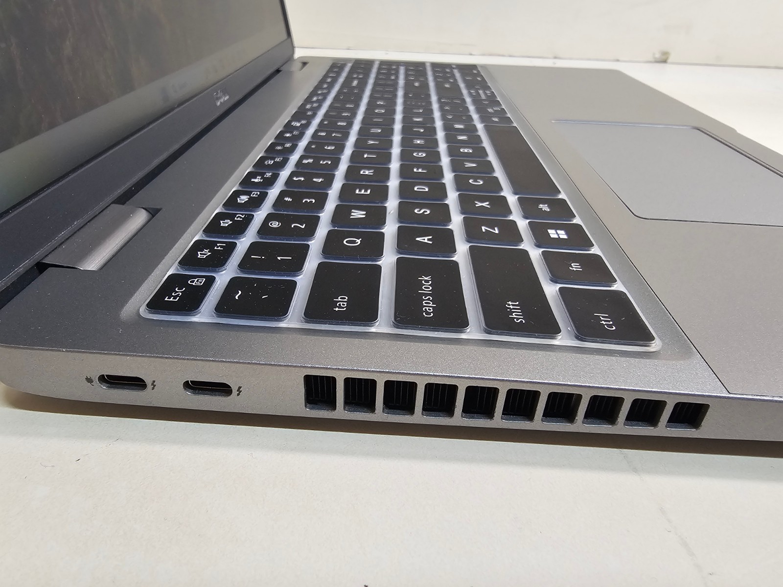 Dell Precision 3560 Laptop – 2.6 GHz i5-1145G7 16GB 256GB SSD Webcam 15.6″ – SP1
