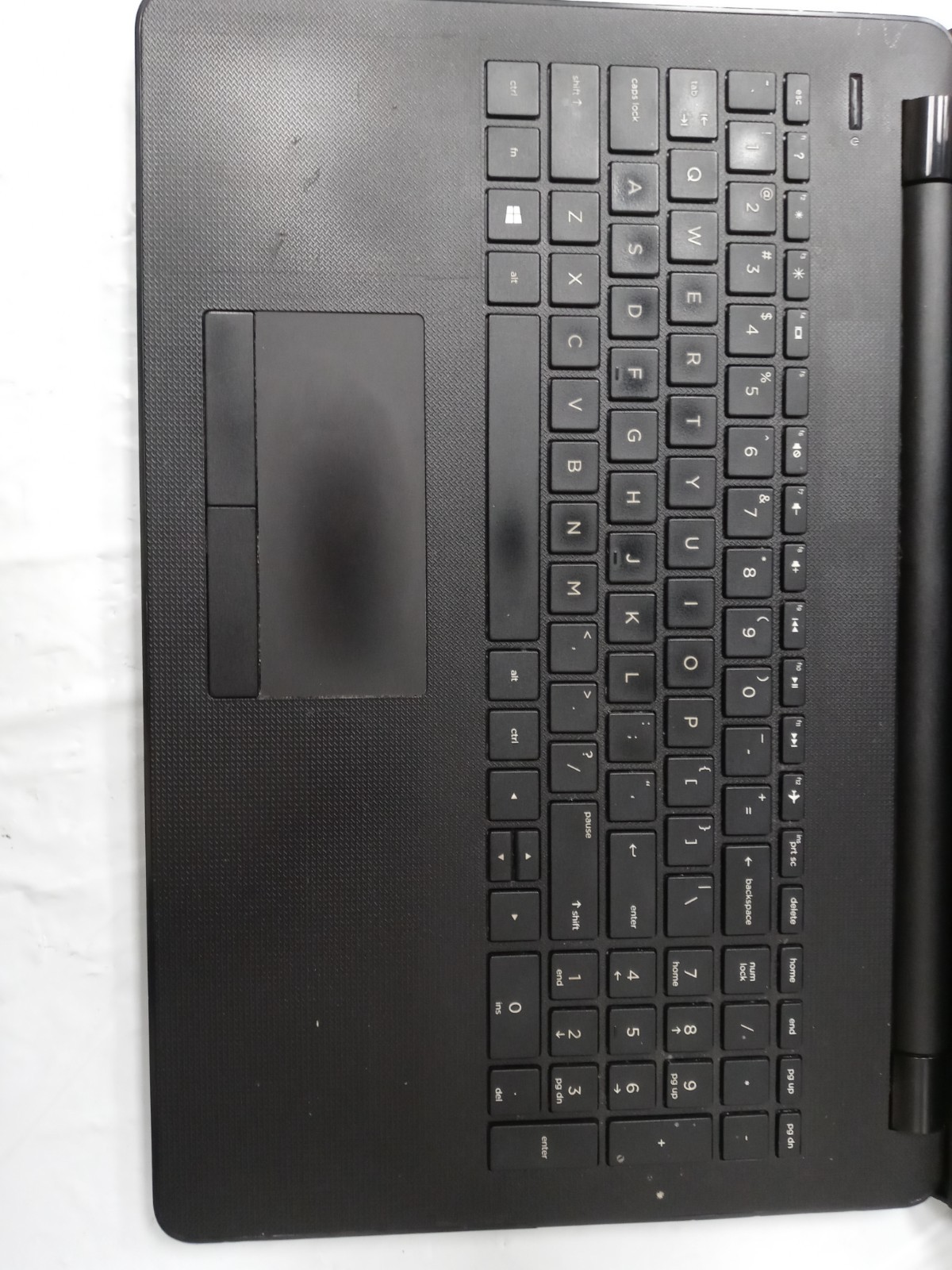 HP Laptop 15-BW0XX AMD A12-9720P 2700MHz 8 GB NO HDD NO OS