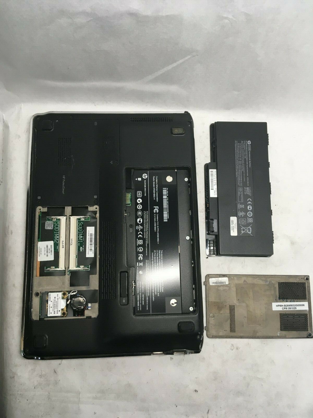 HP Pavilion dm3-1039wm Laptop For Parts Broken LCD Screen NO HDD/RAM/Charger JR