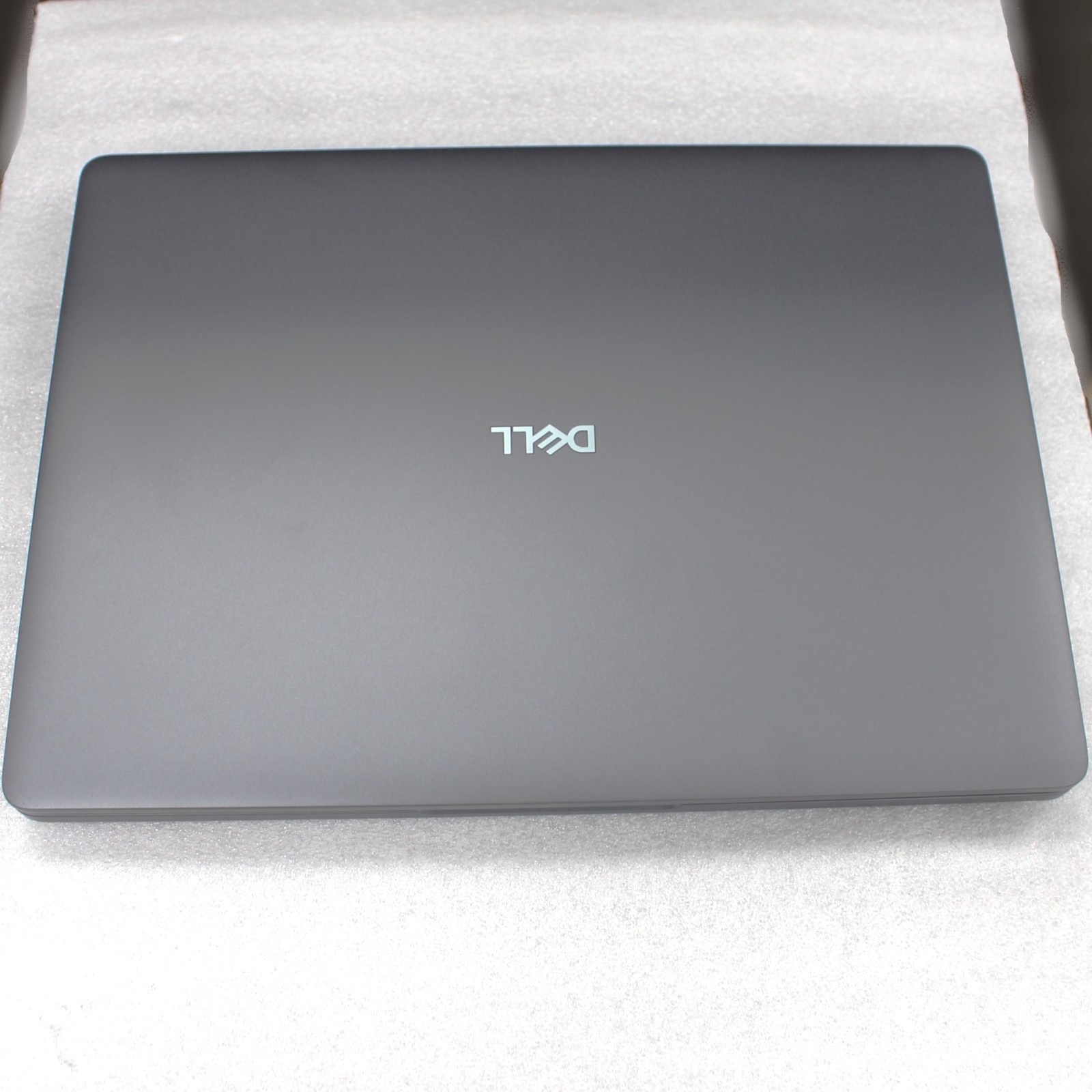 Dell Pro Max 14 MC14250 FHD+ Touchscreen Ultra 7 265H 16GB 512GB SSD RTX PRO 500