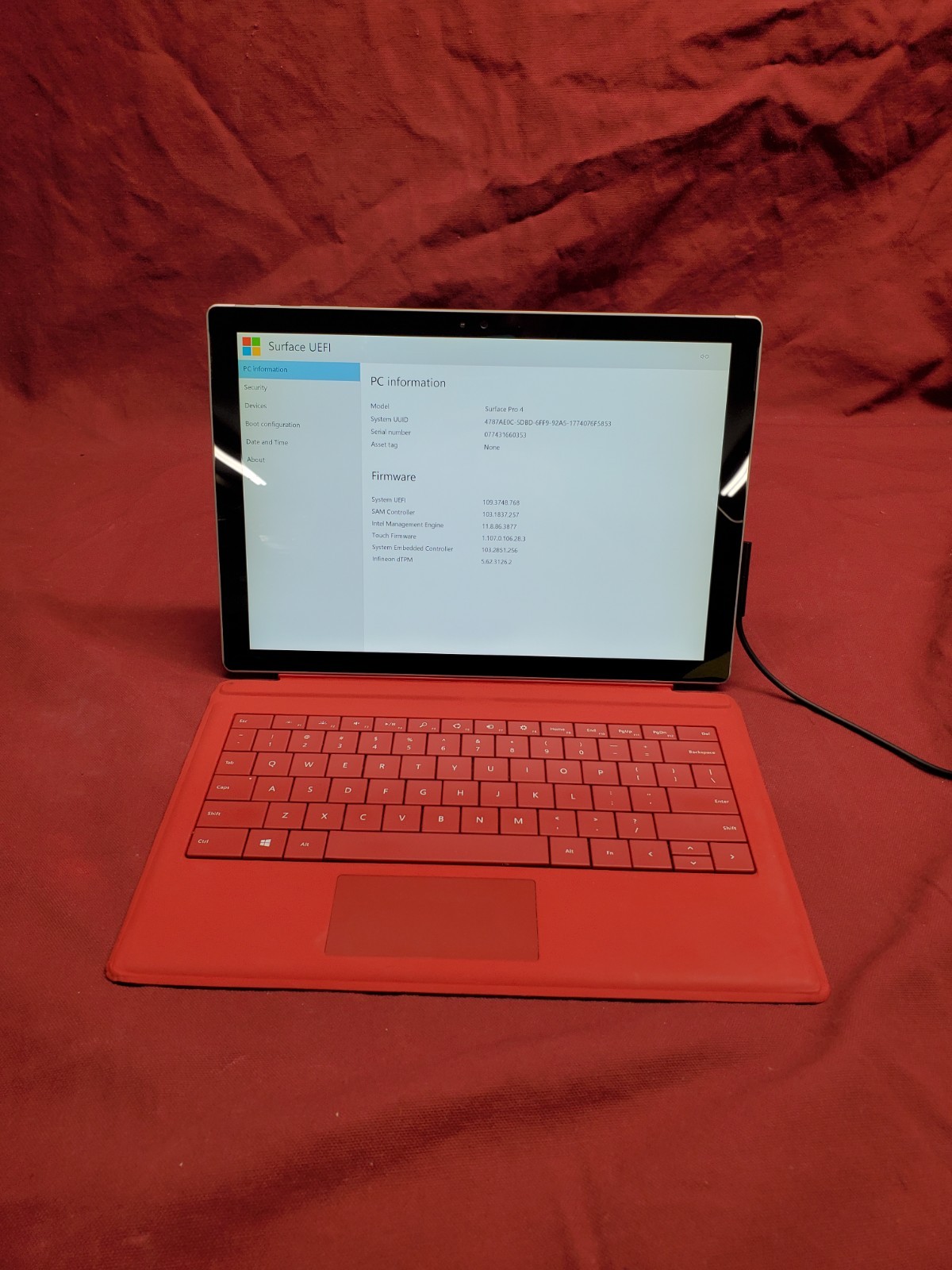 Microsoft Surface Pro 4 i7 6650U 2.20GHz/ 16GB / 512GB SSD #2867