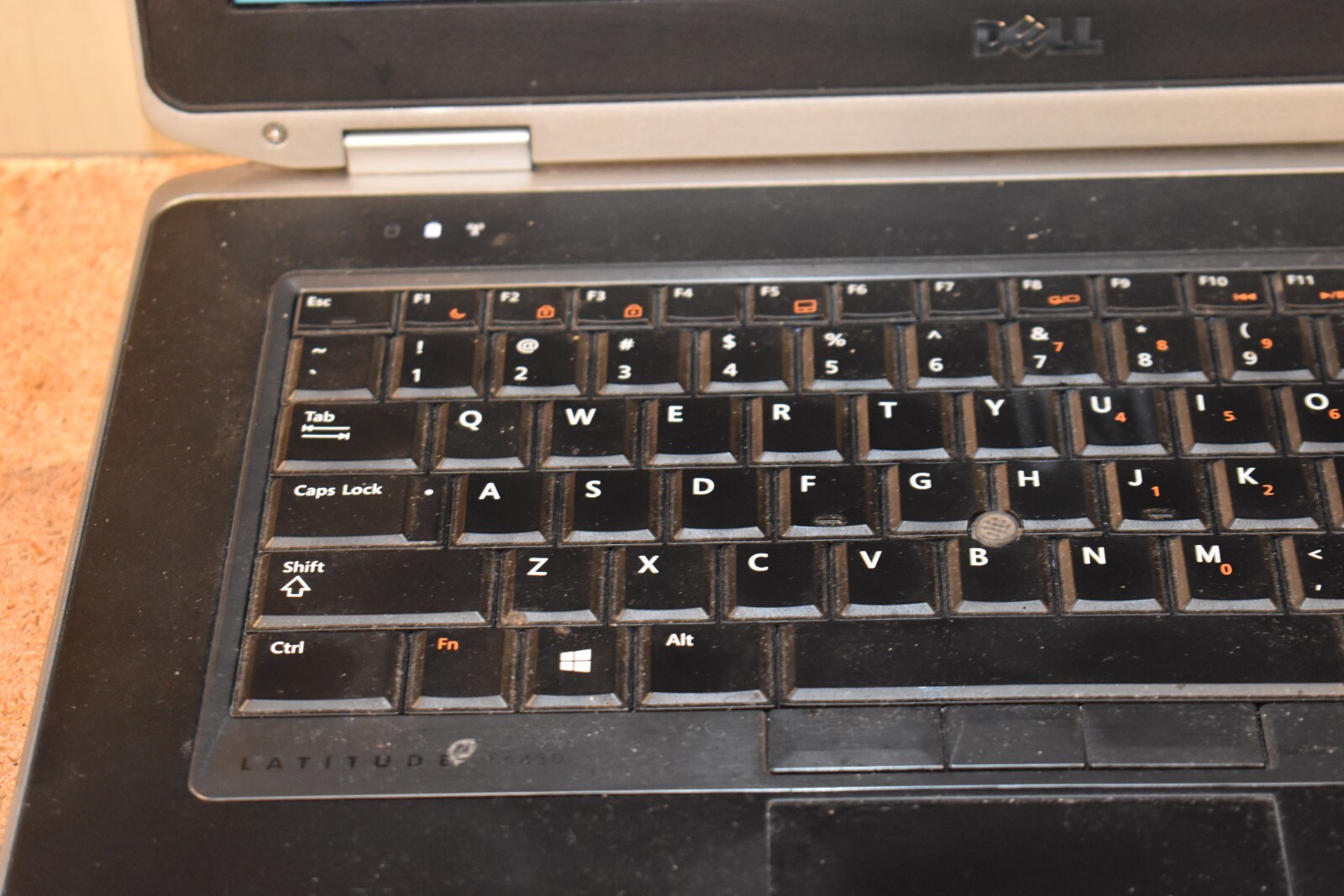 Dell Latitude E6430 Intel Core i7-3740QM 4GB RAM 320GB HDD Windows XP NVS 5200M