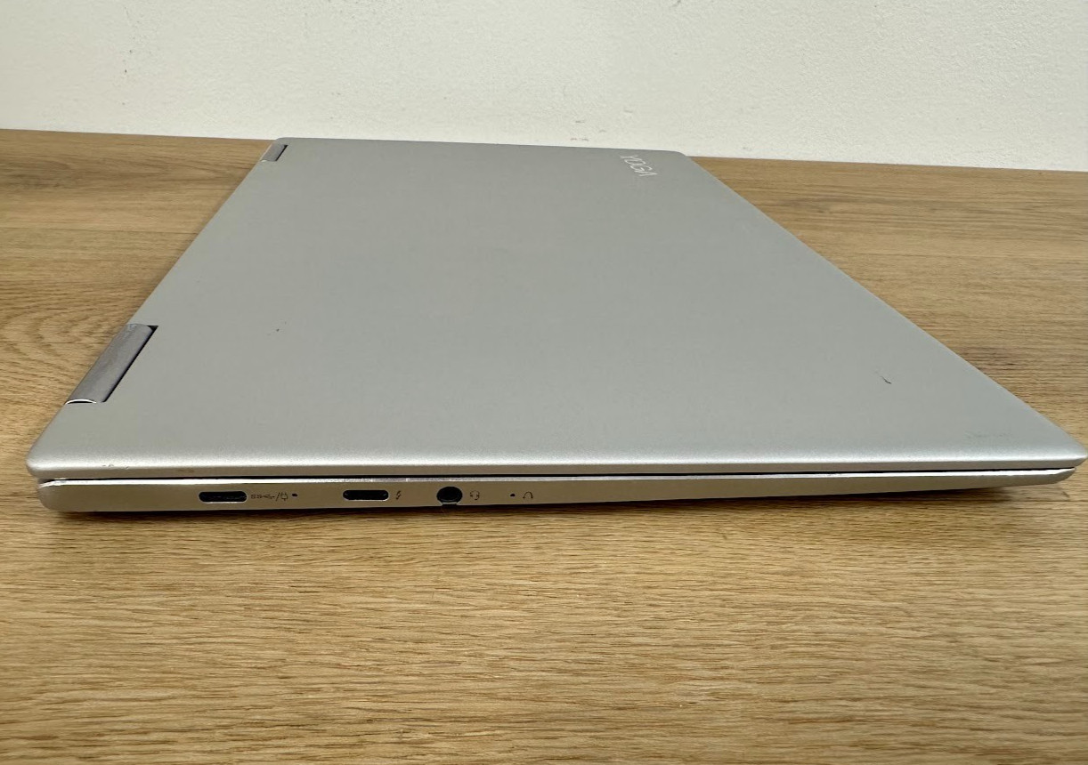 Lenovo Yoga 720-13IKB, Core i5 8250U, 8GB DDR4, Intel UHD 620, 512GB, SSD, 2017