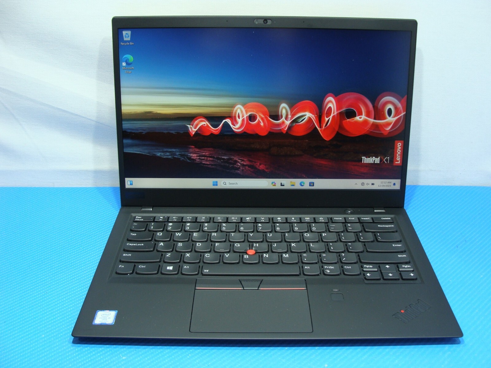 Lenovo ThinkPad X1 Carbon 6th Gen 14″FHD i5-8350U 1.7GHz 8GB 256GB SSD Win11 Pro