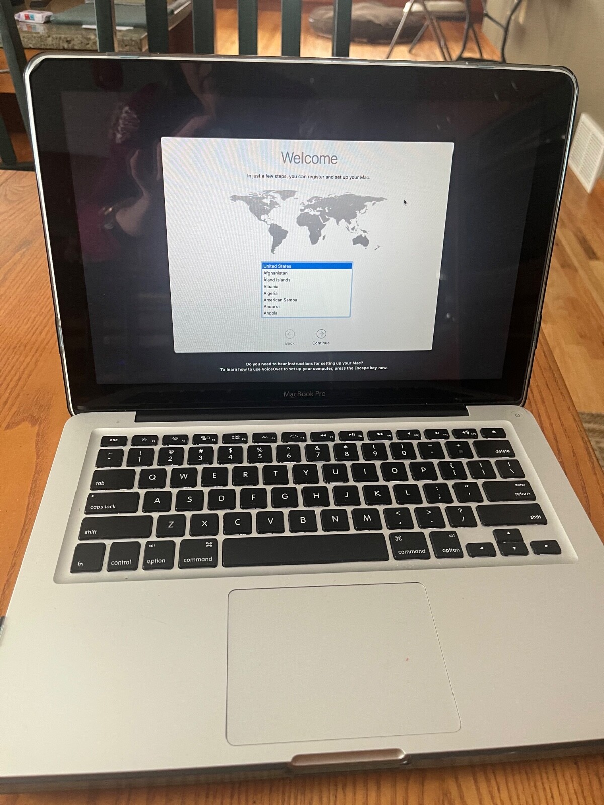Genuine MacBook Pro (2011) Core i5 2.3GHz, 4GB RAM, 500GB HDD, High Sierra