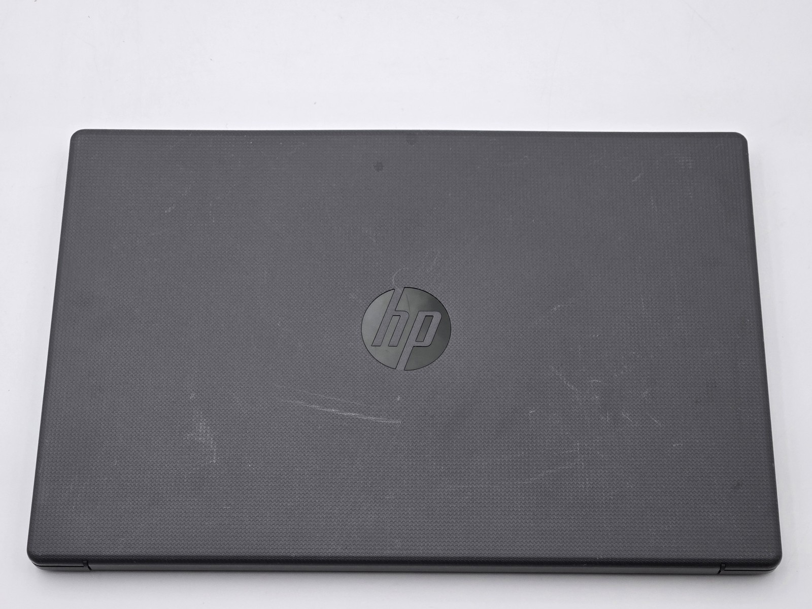 HP 255 G10 15″ HD RYZEN 3 7320U WITH RADEON GRAPHICS 256GB SSD 8GB W11 AMD