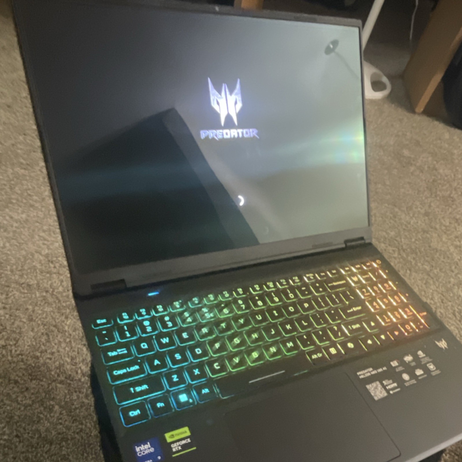Acer Predator PHN16S-71 16in Core Ultra 9 2.70GHz 32GB 1TB RTX 5070 Ti W11