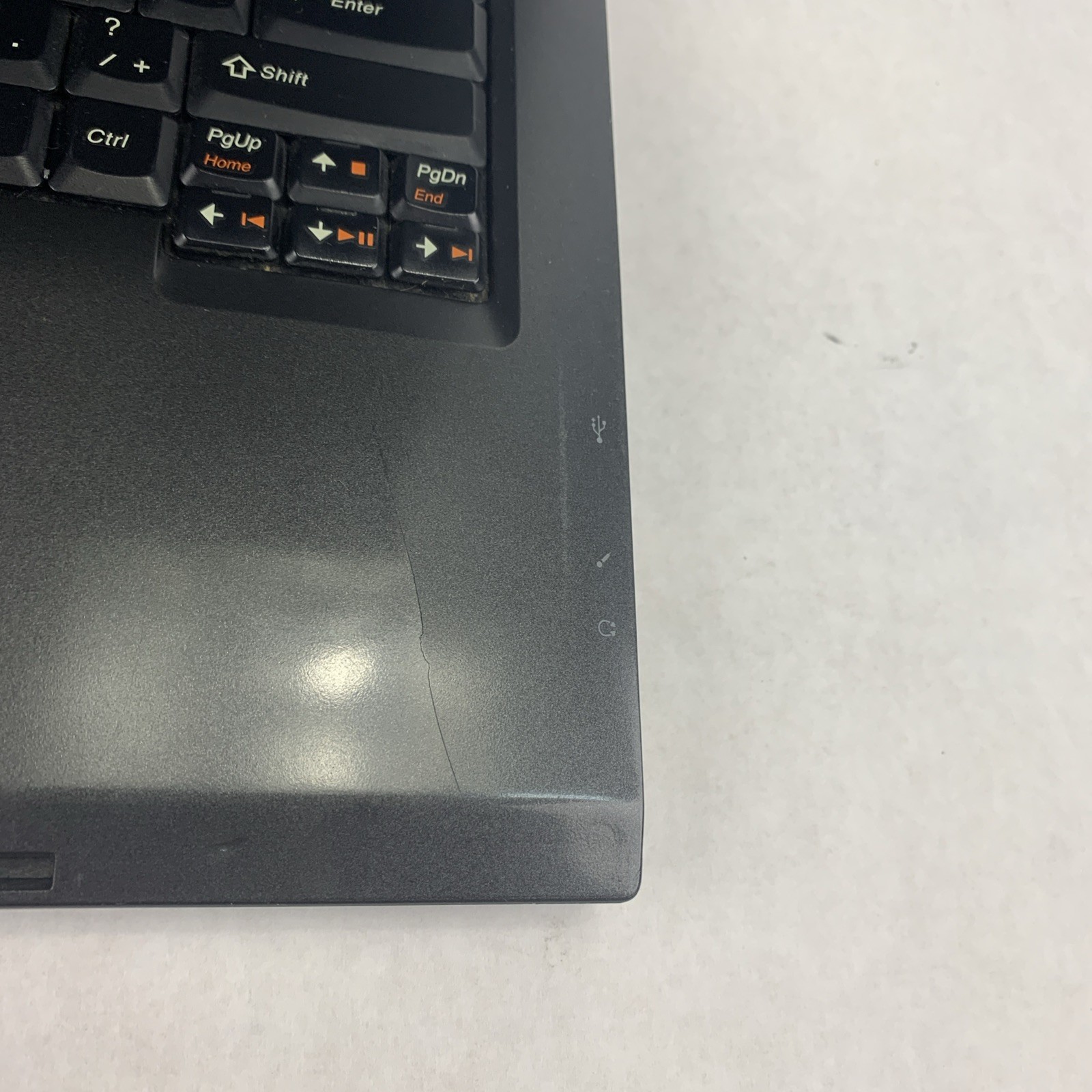 Lenovo 3000 C200 Genuine Intel 1.60GHz 2GB RAM 15″ No Battery No HDD No OS