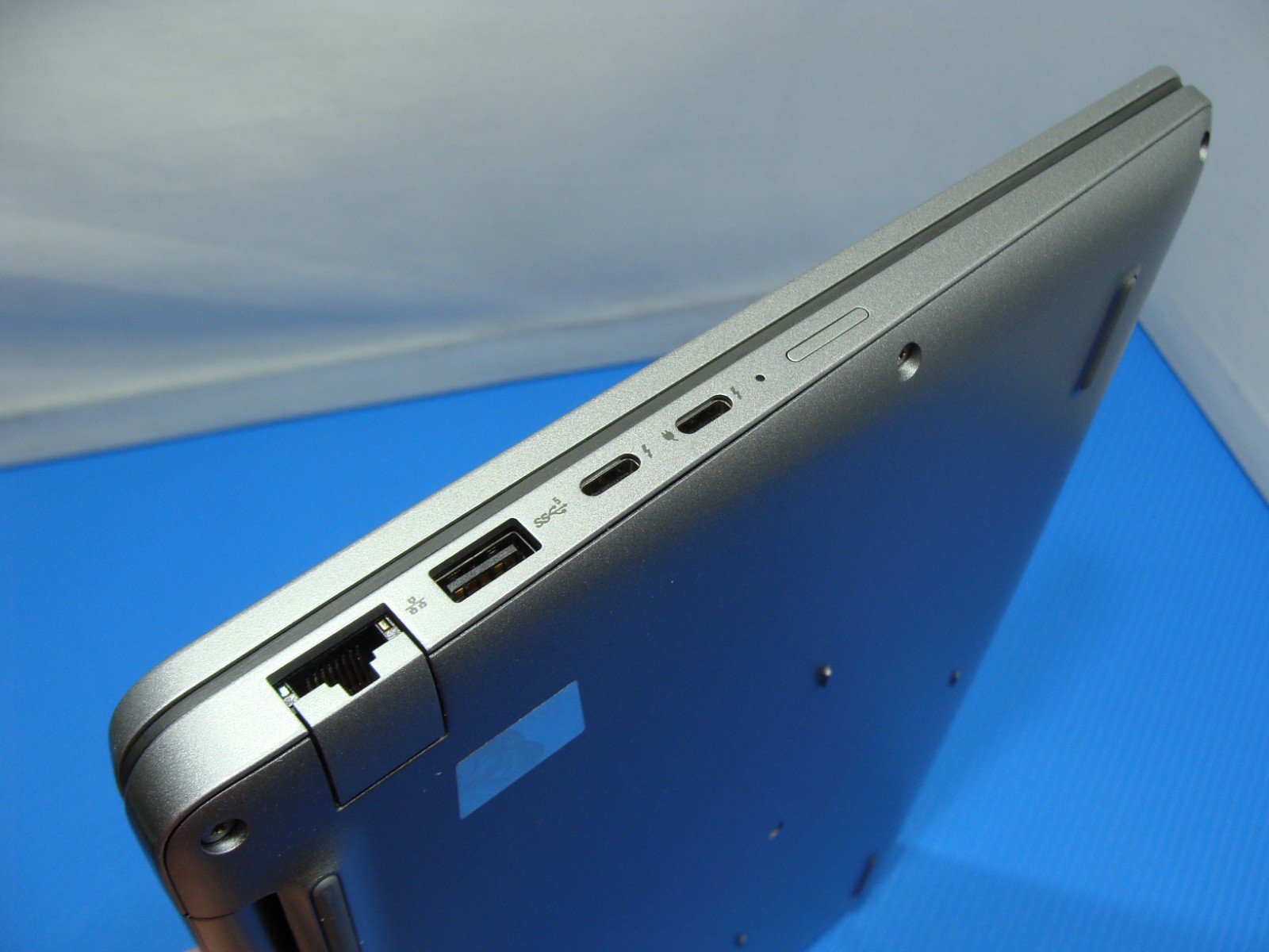 Dell Latitude 5440 14″ FHD i7-1365U max 5.2GHz 8GB 512GB Win 11Pro WRTY2026 +PA