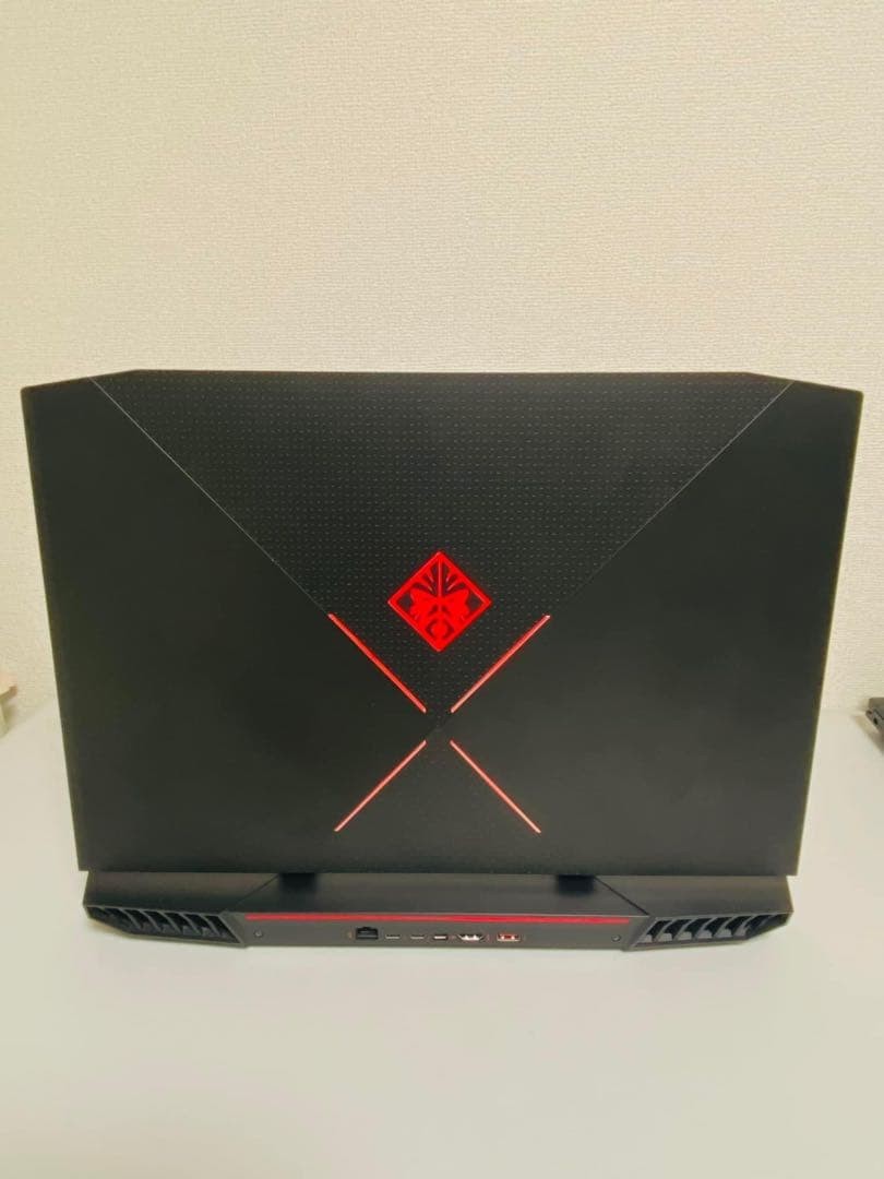 HP Omen 17 Inch 144Hz Core i7-7820HK 32GB RAM GTX 1080 512GB SSD+1TB HDD