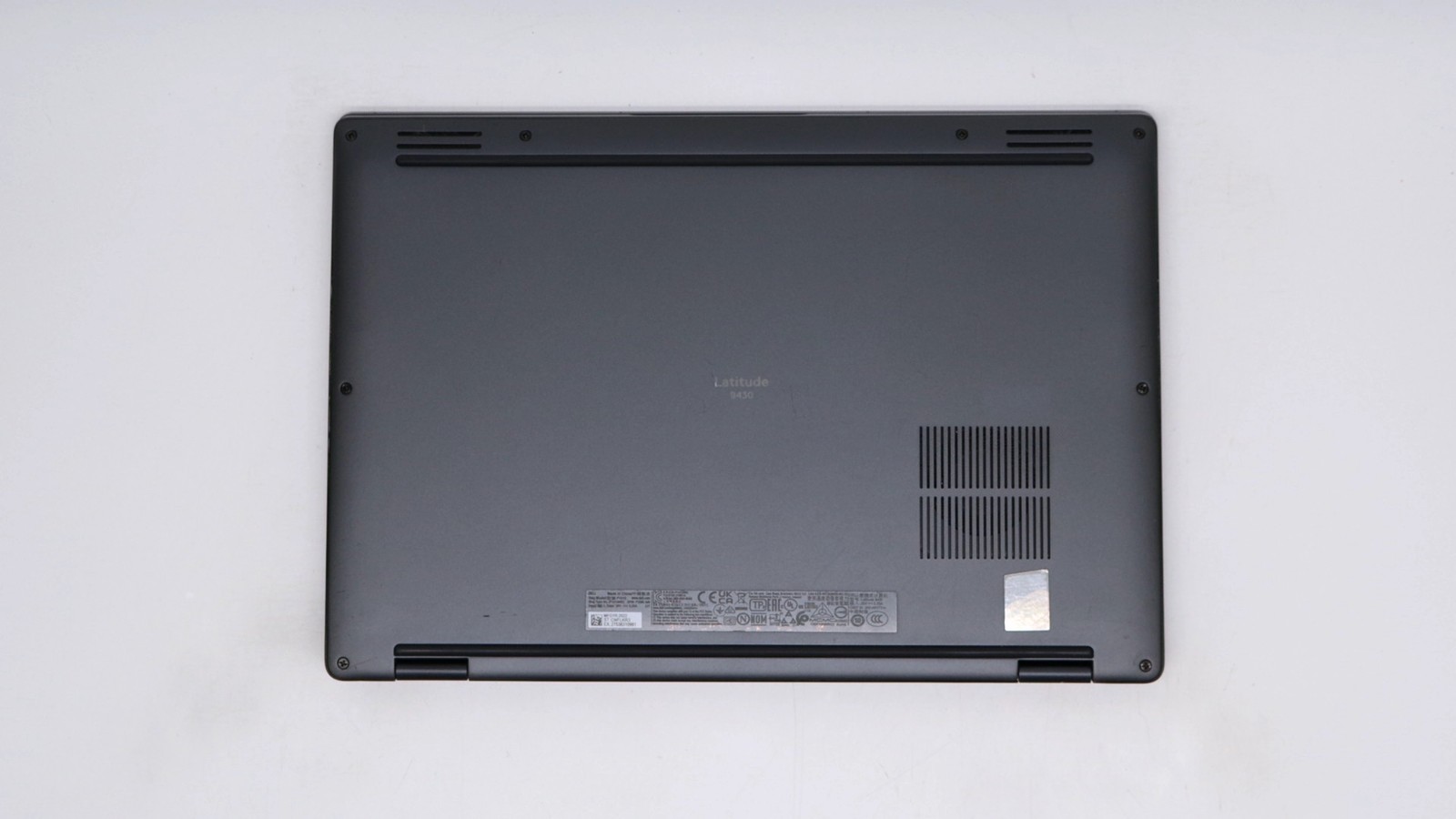 Dell Latitude 9430 14″ i7-1265u 32GB 1TB – Good