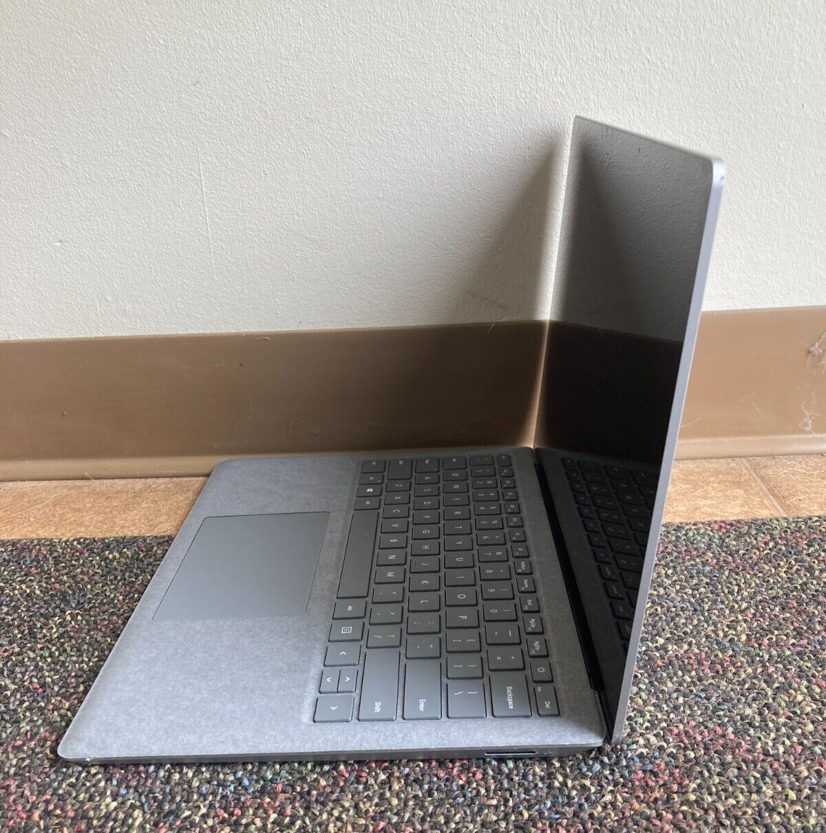 Microsoft Surface Laptop 1867 15″ Intel Core i5-1035G7@1.20GHz 8GB RAM 128GB SSD