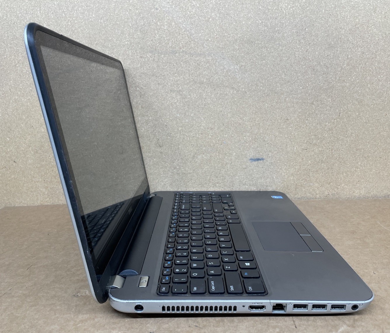 Dell Inspiron 5537 15R 15.6″, Intel Core i7-4500U @1.80GHz, 16GB RAM, 1TB HDD