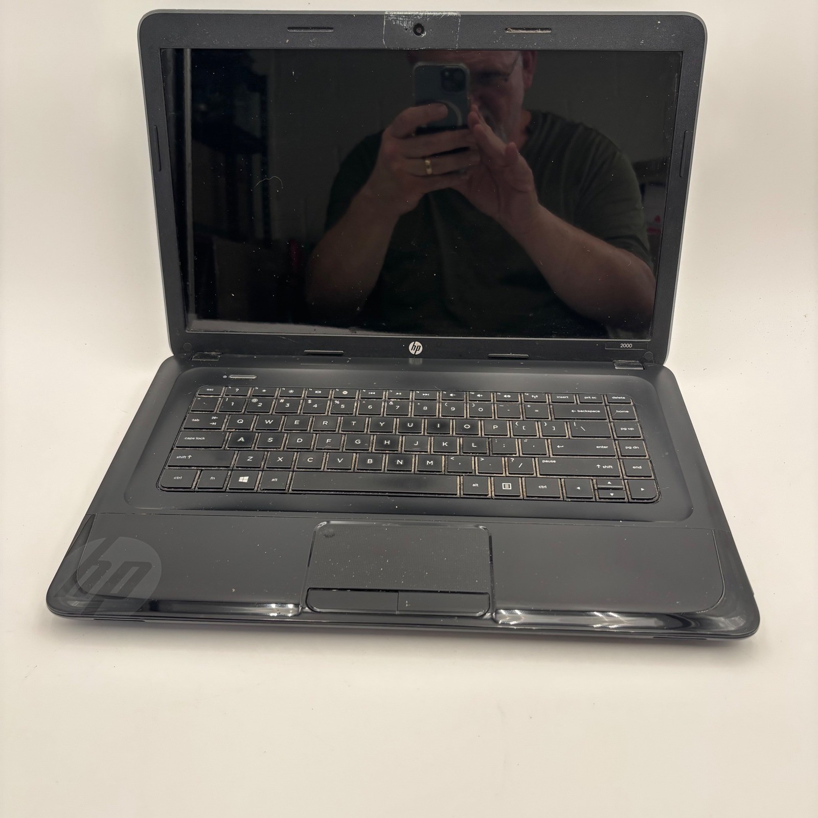 HP 2000-2D270X Laptop PC Unisex OS Black Fair Untested Parts Missing Battery HDD