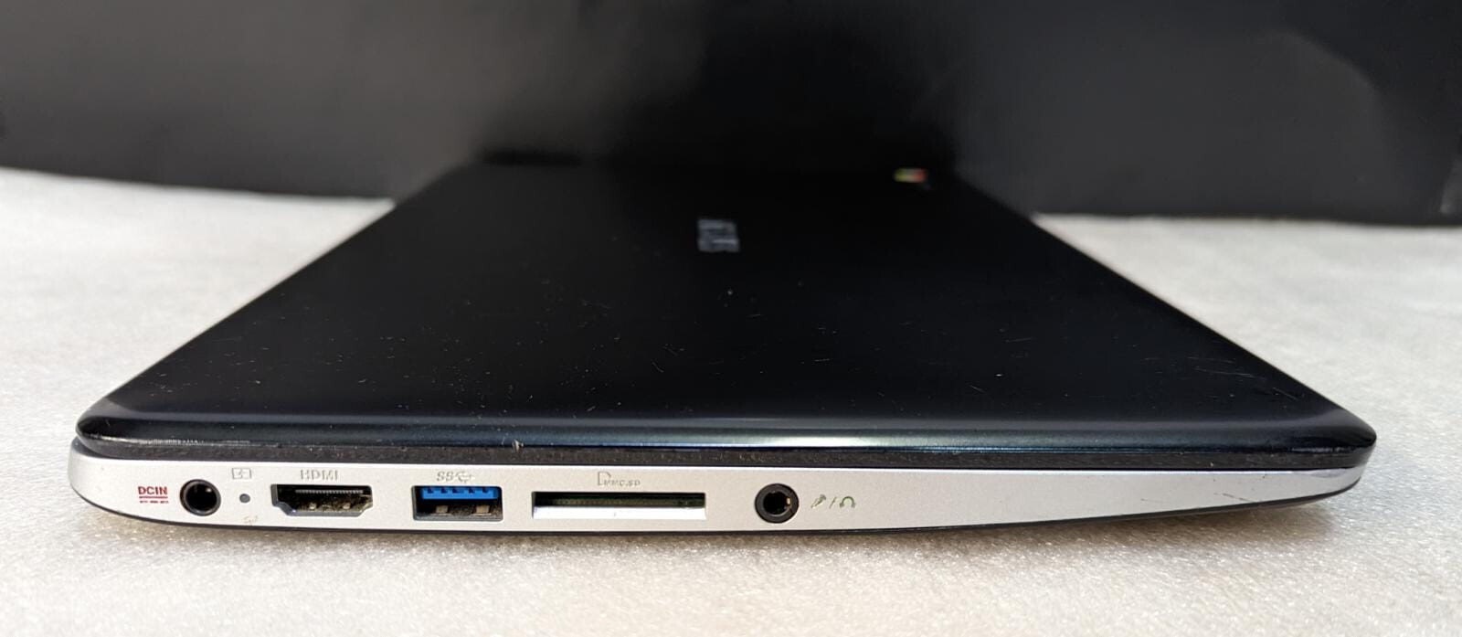 Asus C200M 11.6″ Chromebook Intel Celeron N2830 2.16GHz 2GB RAM 16GB Wi-Fi